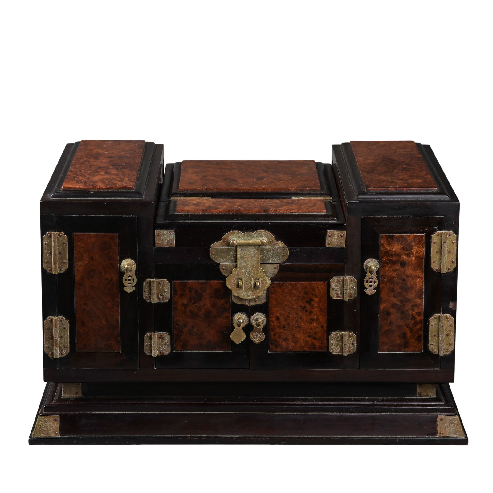 Qing Dynasty (18th–19th Century) Zitan Wood Dressing Cabinet Inlaid with Burl Wood Panels and (1 of 17)