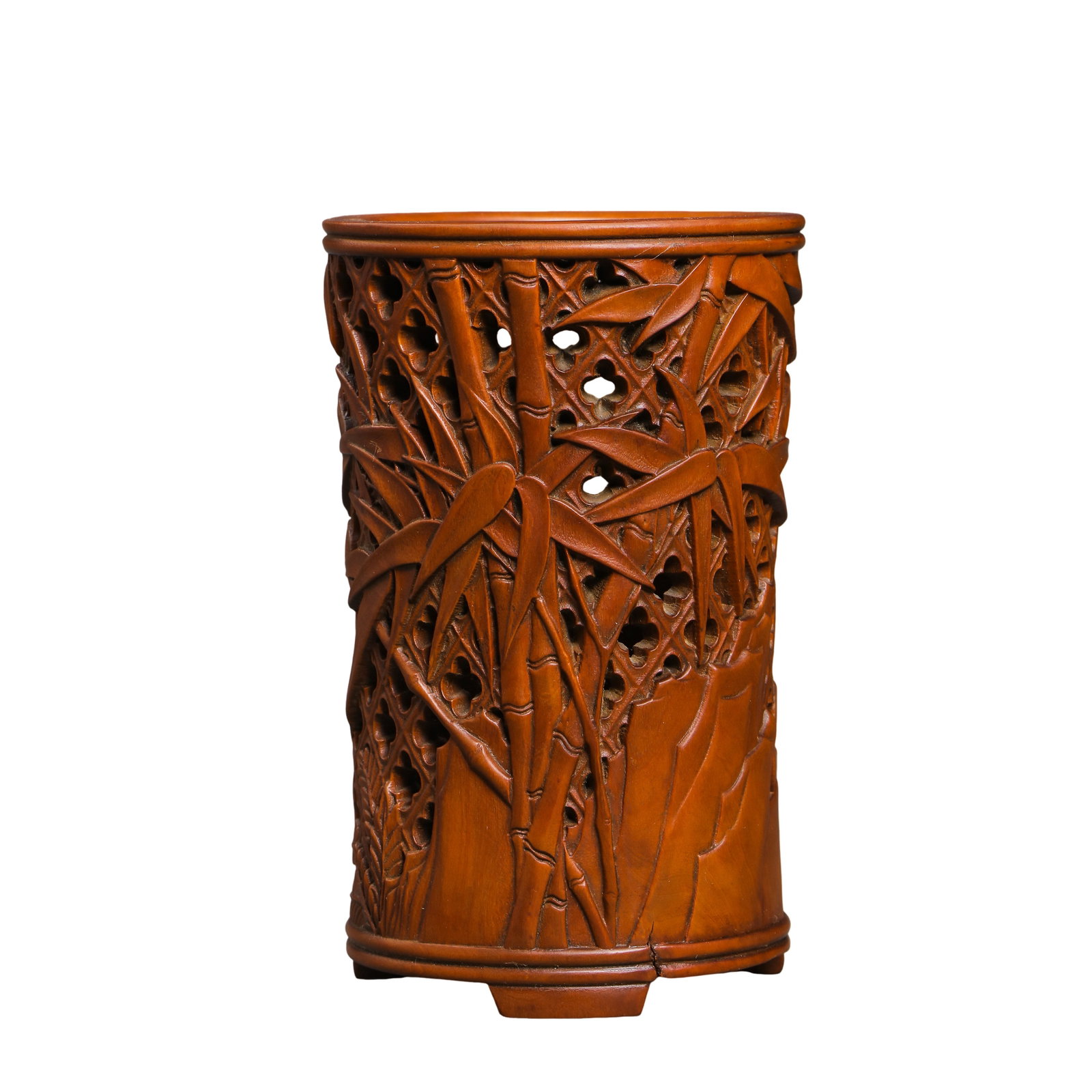 Qing Dynasty Boxwood Openwork Bamboo and Rock Pattern Brush Pot (18thâ€“19th Century): Dimensions: 8.2 cm (3.2 in, 0.27 ft) in diameter, 13 cm (5.1 in, 0.43 ft) high, weight 158 g, 18th–19th century Qing Dynasty scholar’s wood carvingCondition & Provenance: Overall well preserved, w