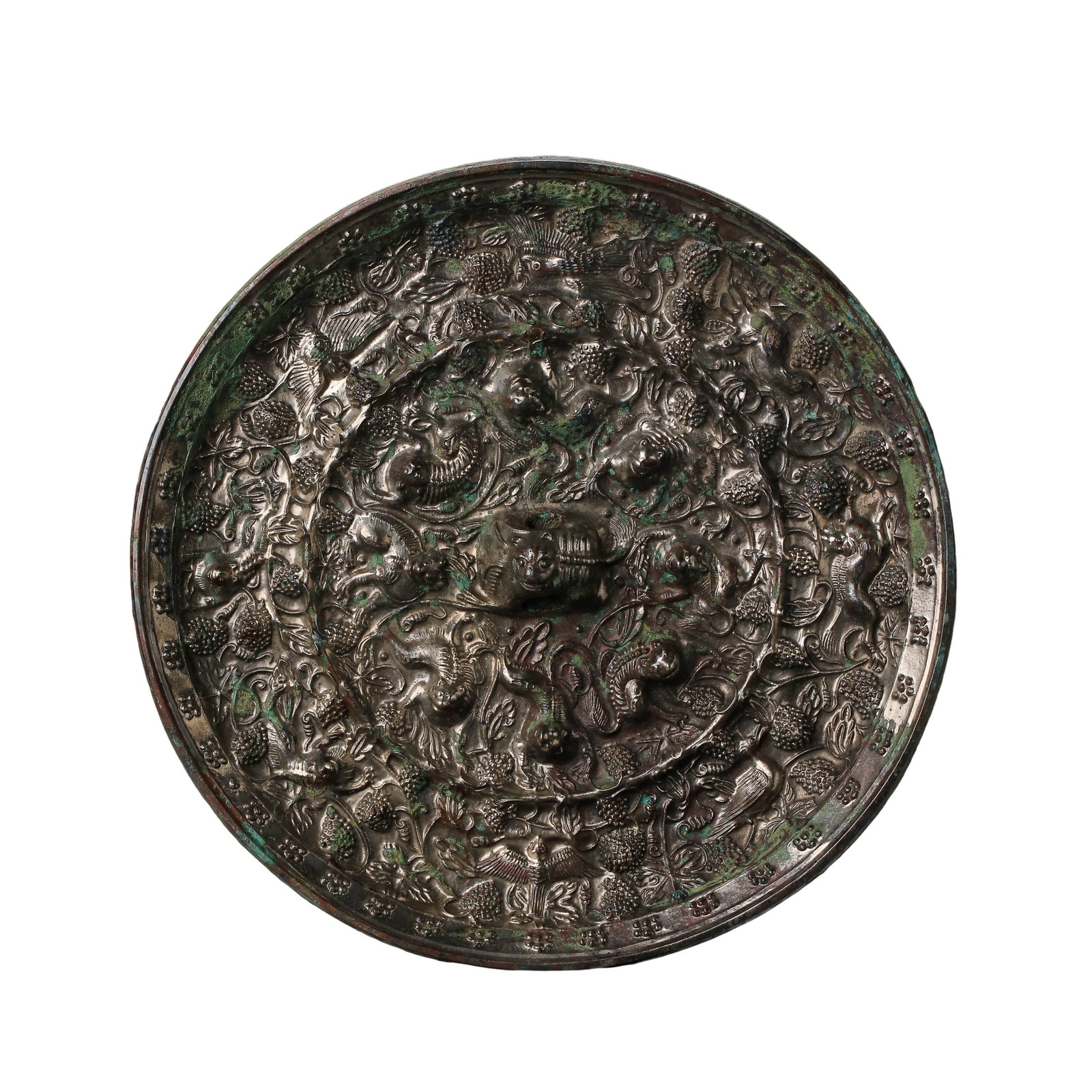 Tang Dynasty Large Bronze Mirror with Sea Beast and Grapevine Decoration (7th–10th Century): Dimensions: Diameter 22 cm (8.7 in, 0.72 ft), Weight 2,850 g (6.3 lb), Tang Dynasty (7th–10th Century)Condition & Provenance: Excellent condition. The mirror remains complete with no cracks, perfora