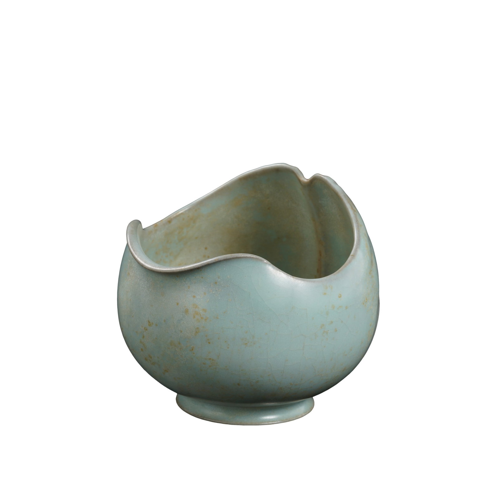 Ru Kiln Sky-Celadon Peach-shaped Water Pot, Northern Song Dynasty, 11th-12th Century: Measurements: Length 8.5cm(3.35in), height 7.5cm(2.95in), Northern Song Dynasty, 11th-12th CenturyCondition & Provenance: The whole vessel is fully intact without cracks, chips or restoration. The ent