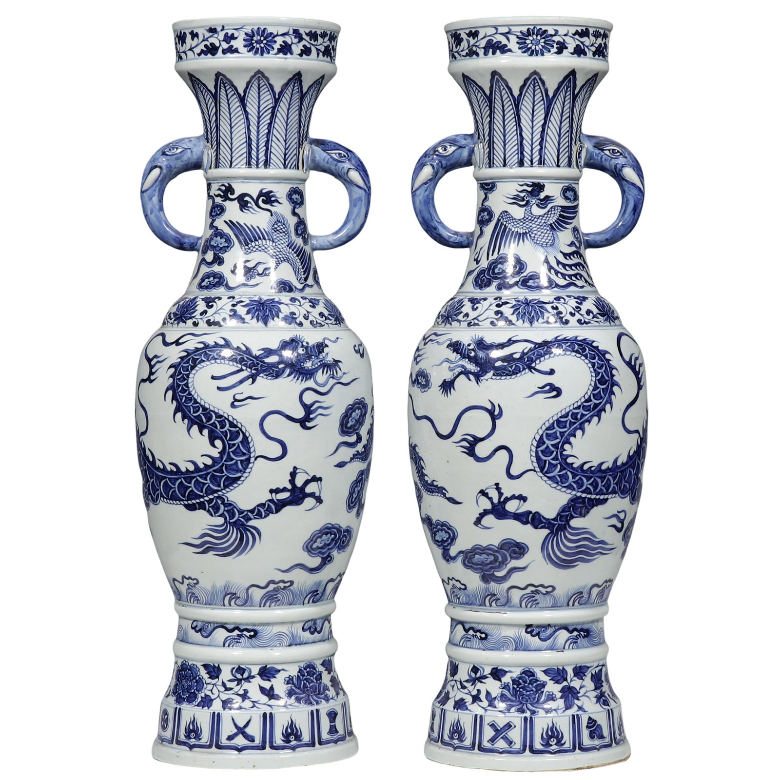 Yuan Dynasty,A Pair Of Large Blue And White Dragon?Phoenix Elephant?Handled Vases (1 of 6)