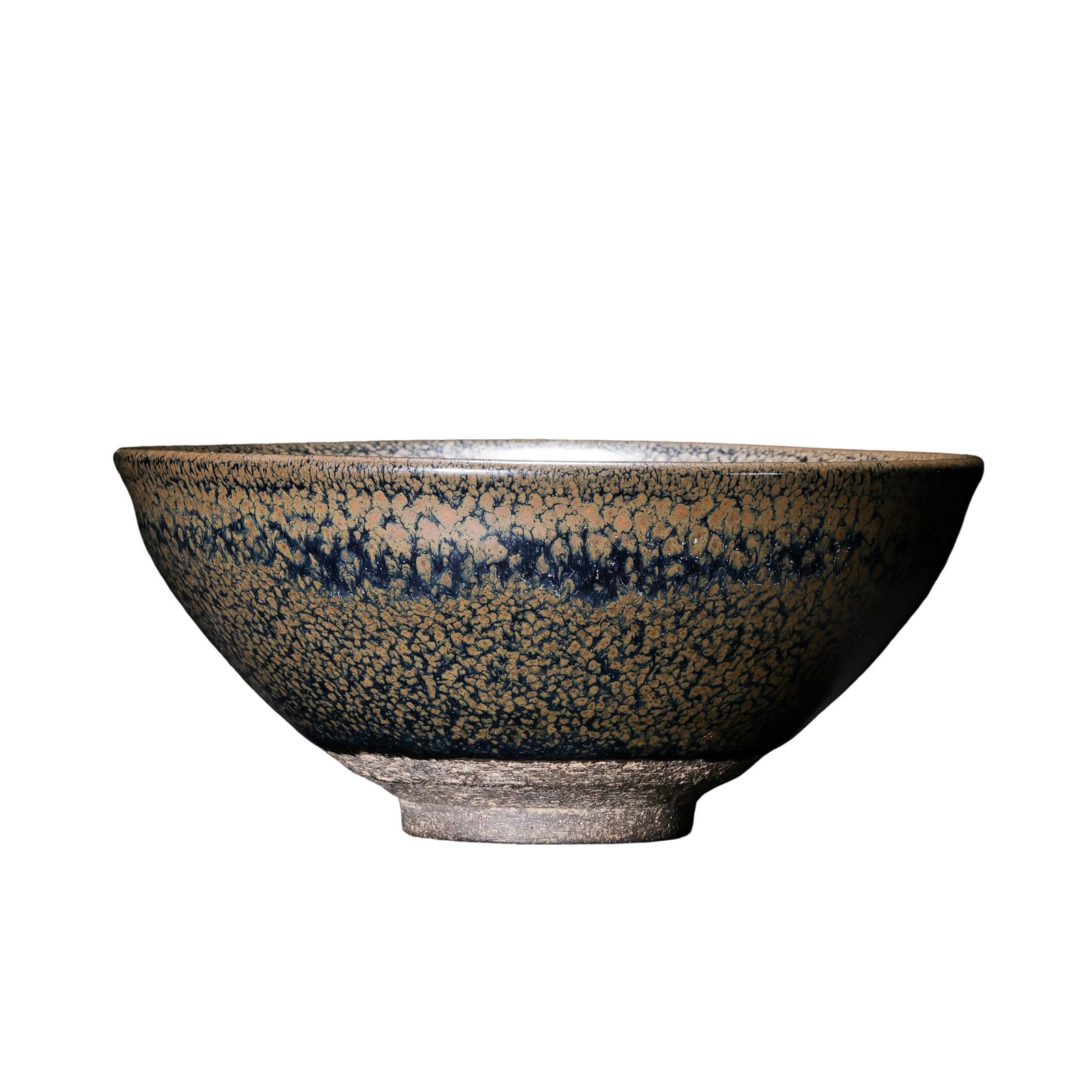 Song Dynasty Jian Ware Golden Oil?Spot Partridge?Feather Tea Bowl: Diameter:12cm/4.72in, Height:5.5cm/2.17in; 12th Century Song Dynasty Tea BowlCondition: The bowl is intact without cracks. Only minor age?related wear can be spotted along the rim. The spectacular par