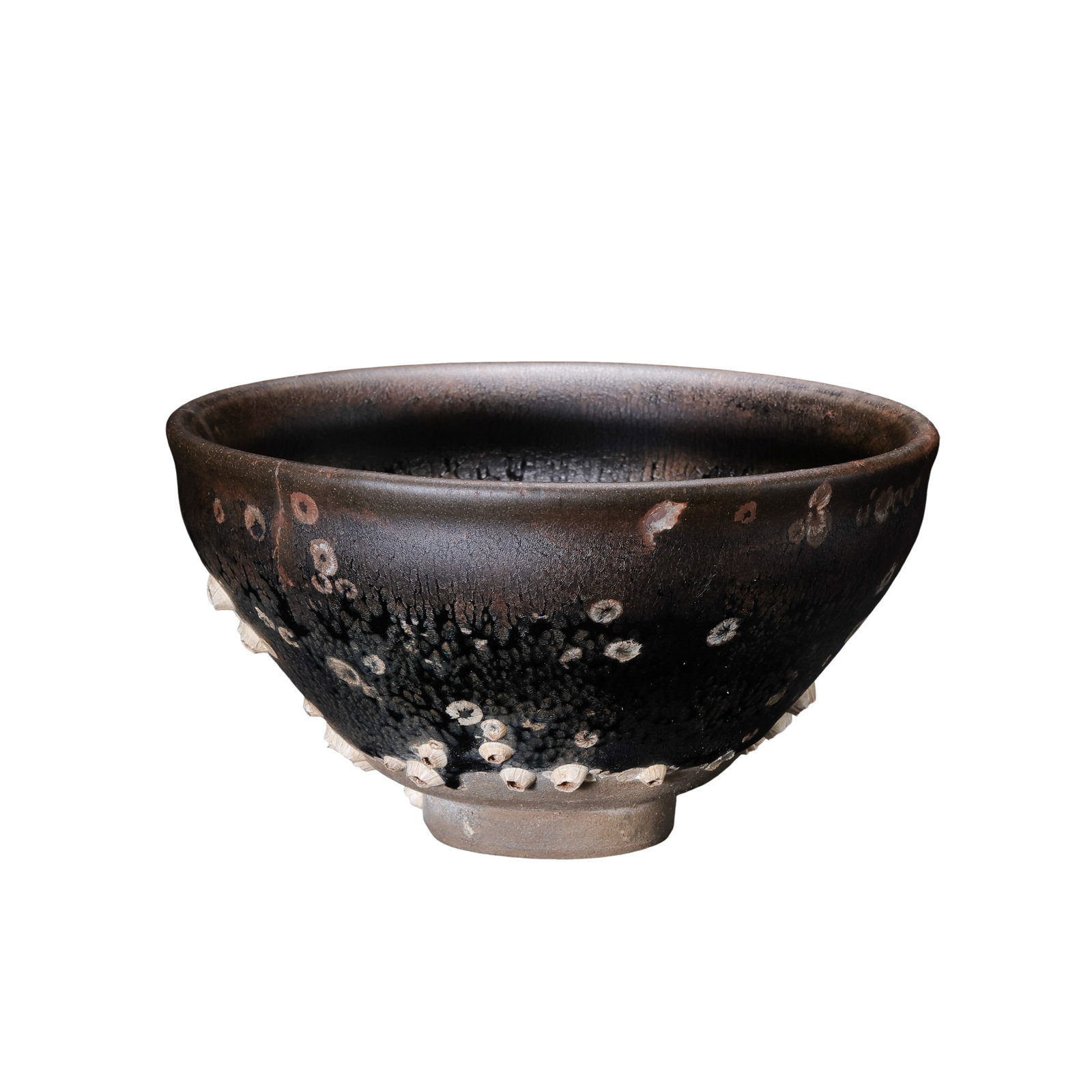 Song Dynasty Underwater Salvaged Jian Kiln Oil?Spot Tea Bowl (12th?13th Century A.D.): Dimensions?Diameter 12.5cm (4.92 in), Height 6.7cm (2.64 in), 12th?13th Century A.D.Condition & Provenance?This bowl is an underwater salvage find. The overall form remains intact. Heavy marine shell 