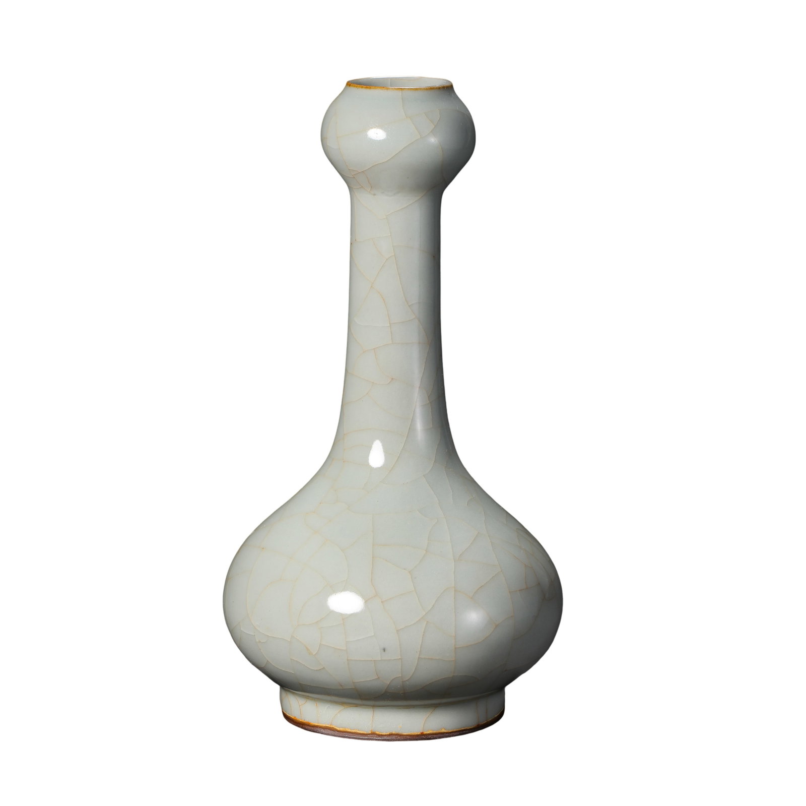 Southern Song Guan Kiln Celadon Crackle Garlic Long-Neck Vase (12th-13th Century A.D.): Dimensions?Overall Height 21cm (8.27 in), 12th-13th Century A.D.Condition & Provenance?The vase is fully intact with no cracks, chips or restorations. Golden thread crackles across the glaze are perfe