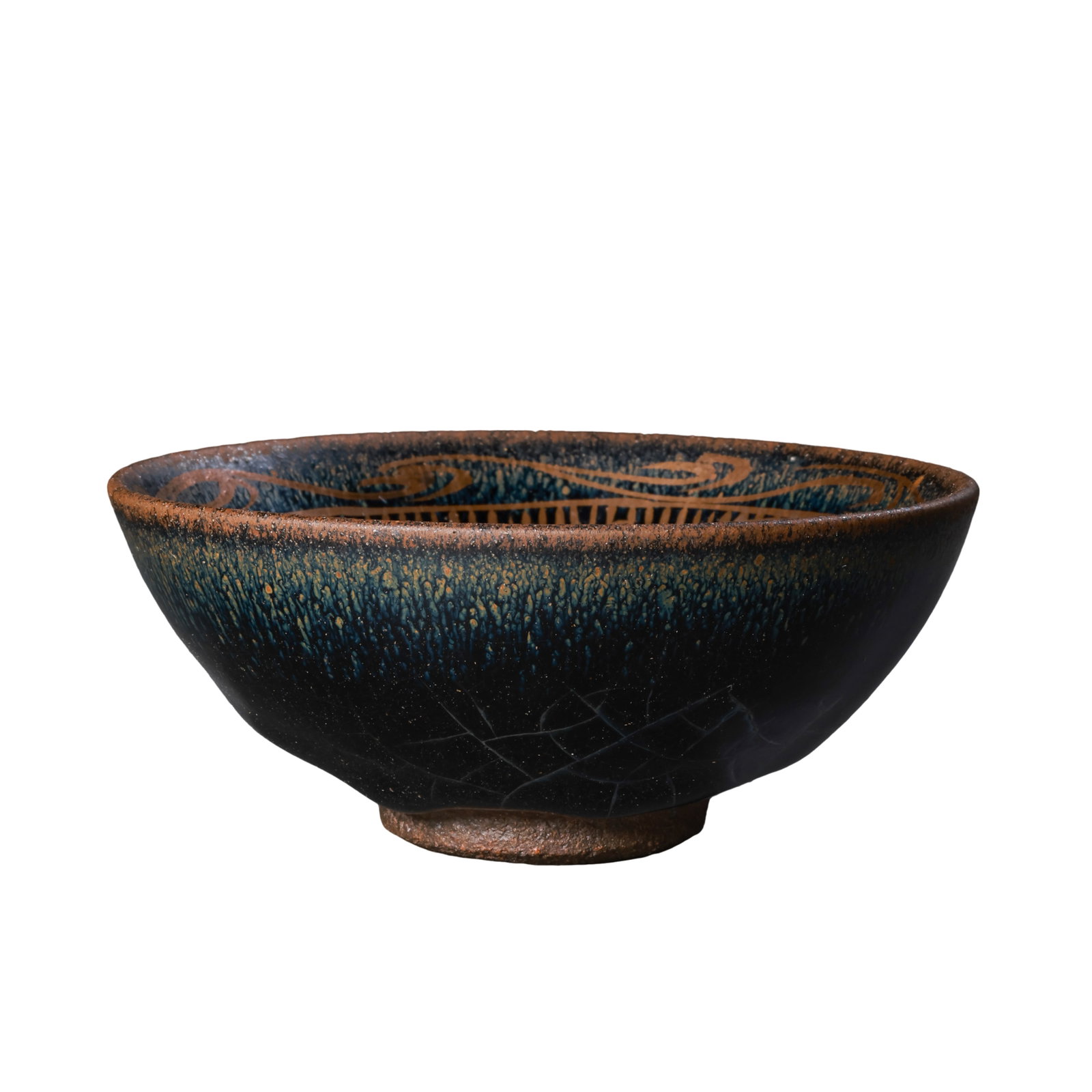 Song Dynasty Jizhou Kiln Black Glazed Teacup with Gilded Poem & Chrysanthemum Pattern, 10th-13th: Dimensions?Mouth diameter 9.5cm (3.74 in), height 4.2cm (1.65 in), 10th-13th Century A.D.Condition & Provenance?The teacup is fully intact without cracks, chips or restoration. The exterior black glaz