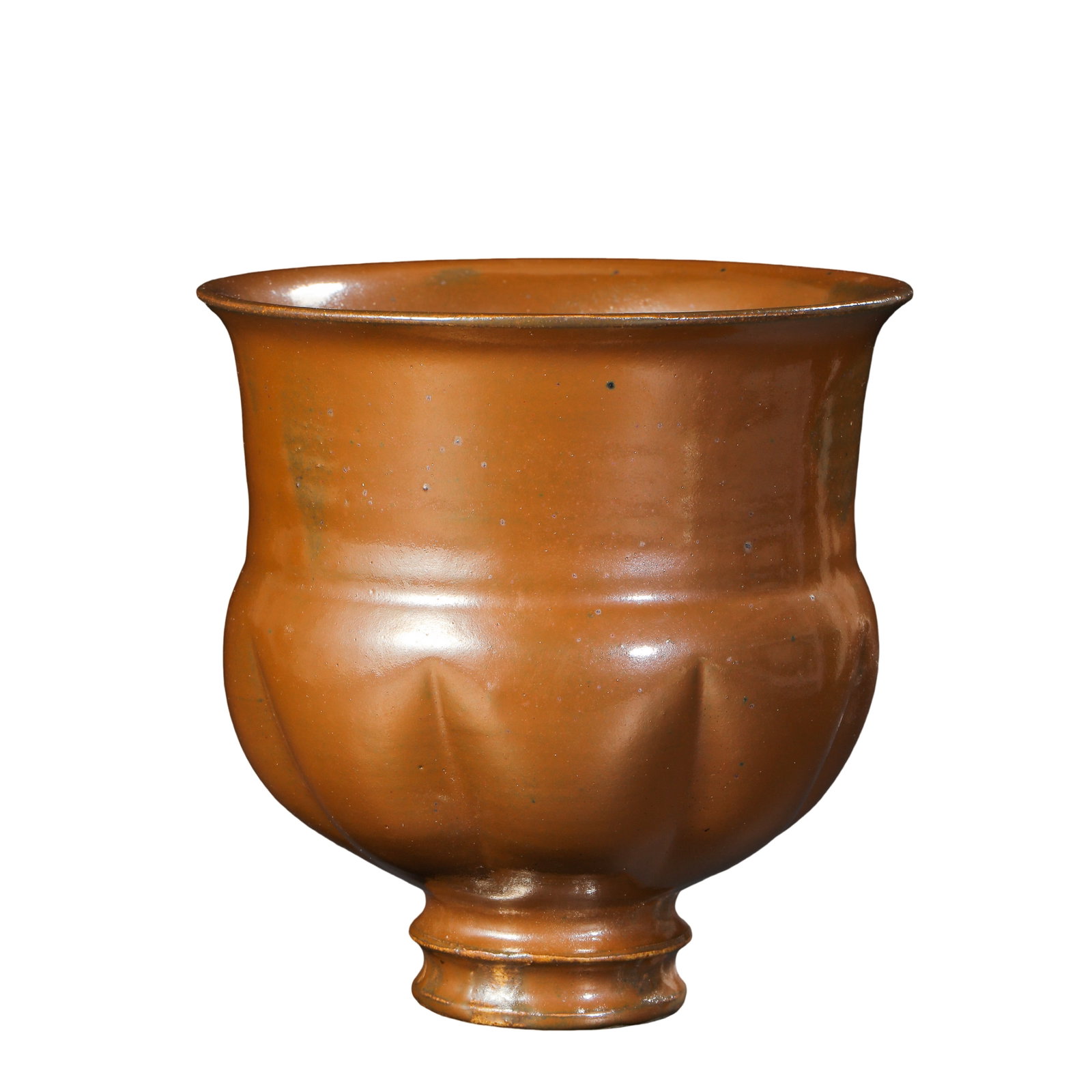 Song?Dynasty Russet?Glazed Lotus?Petal High?Foot Zun Vessel,10th?13th Century CE: Dimensions:Mouth diameter 13.3cm(5.24in),overall height 13.6cm(5.35in),10th?13th Century CECondition & Provenance:The zun vessel is fully intact without cracks,chips or modern restoration.The whole bo