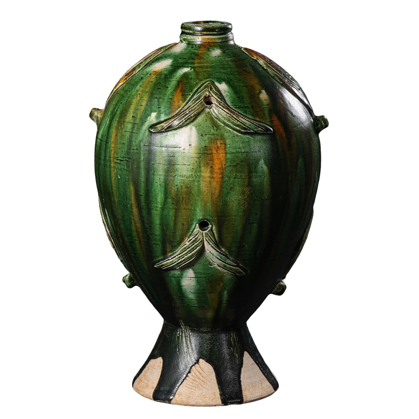 Tang Dynasty Tri?Color Green Glaze Moulded Cicada Pattern Fish?Shaped Strap Flask,7?10th: Dimensions:Max Belly Width 18.5cm(7.28in),Overall Height 29.5cm(11.61in),7?10th Century CECondition & Provenance:The flask is fully intact with no cracks,hidden chips or restored glaze.Tiny pinholes s