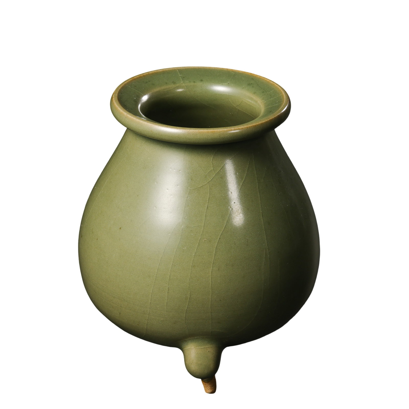 Yuan Dynasty Longquan Celadon Three-Legged Pear Shaped Censer,13th-14th century Chinese Longquan: Dimensions:Overall Height 14.7cm(5.79in),13-14th century Yuan Dynasty Longquan celadon wareCondition & Provenance:The whole vessel is fully intact with no cracks, chips or restorations. Natural fine c