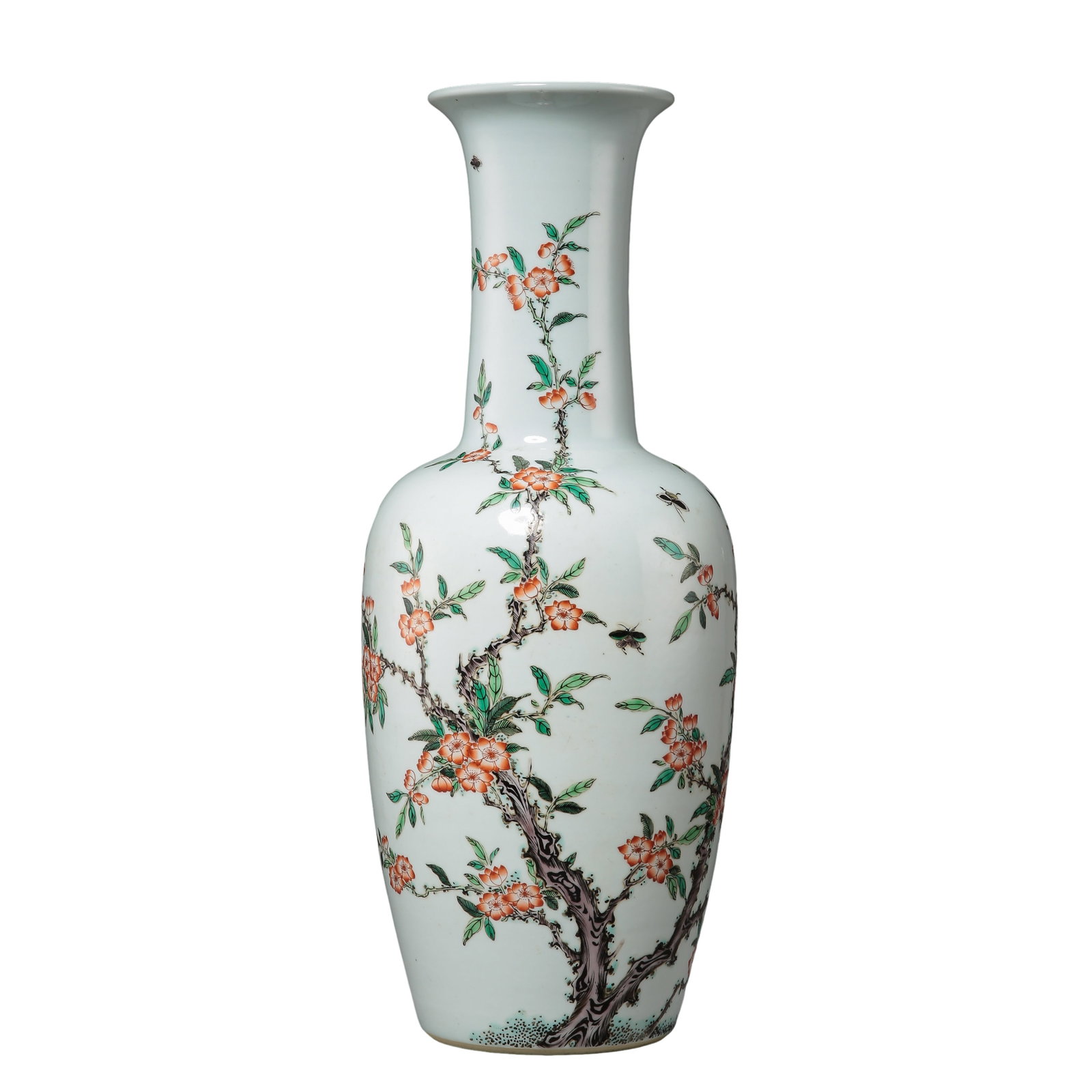 Kangxi?Period Wucai Porcelain Club?Shaped Vase With Flower?And?Butterfly Decoration: Dimensions?Overall height 46.5 cm (18.3 in), mouth diameter 12 cm (4.7 in), 17th?18th Century CECondition & Provenance?The vase is fully intact, free of cracks, chips or restoration. The glaze surface