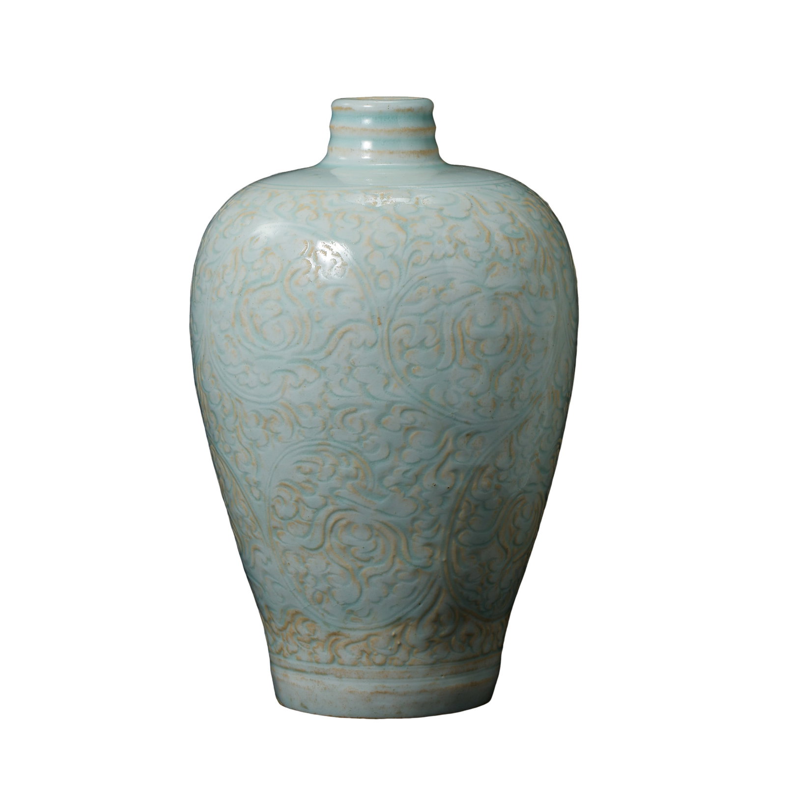 Song Dynasty Hutian?Kiln Yingqing Porcelain Prunus Vase With Mould?Impressed Interlocking Floral: Dimensions?Overall height 23 cm (9.1 in), mouth diameter 4 cm (1.6 in), 10th?13th Century CECondition & Provenance?The prunus vase is structurally complete, without cracks, chips or restoration. The t