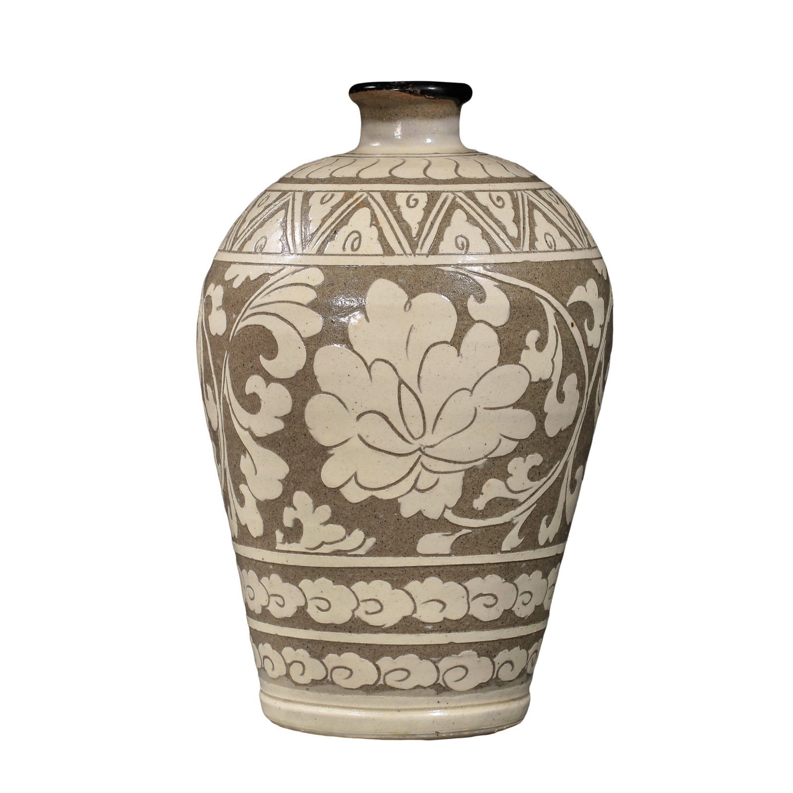 Song Dynasty Cizhou?Kiln Meiping Vase with Sgraffito Peony Scroll on White Slip Ground: Dimensions?Overall height 25.5 cm (10.0 in), mouth diameter 5 cm (2.0 in), 10th?13th Century CECondition & Provenance?The vase is largely intact without deep cracks or major chips. Black glaze around 