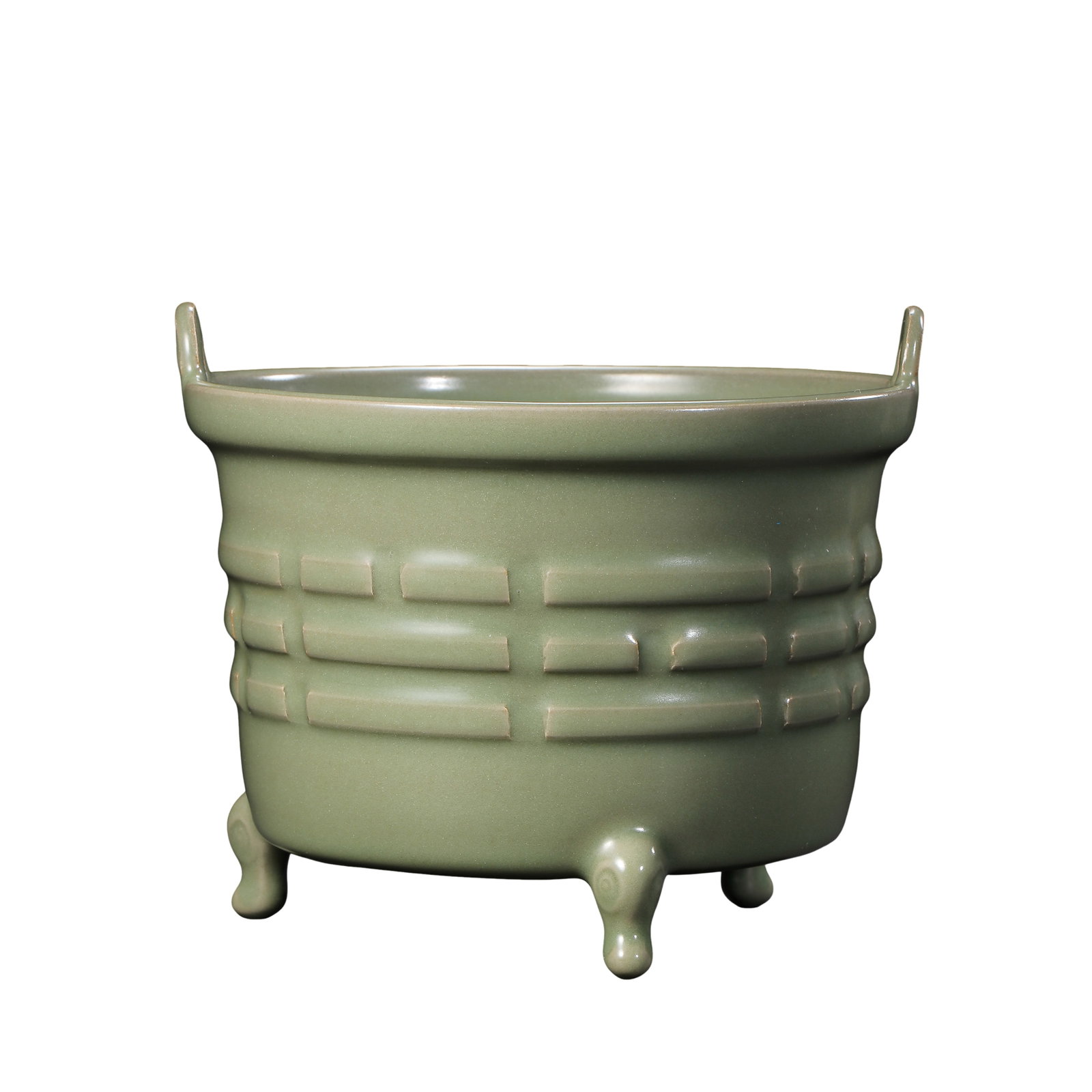 Yuan Dynasty Longquan Kiln Celadon Bagua Pattern Double-Eared Tripod Censer: Dimensions: Rim Diameter 15.8cm (6.22in), Overall Height 13cm (5.12in), Yuan DynastyCondition & Provenance: Category: Pre-Ming Song & Yuan Ancient Porcelain, primary trading hub Hong Kong. This censer