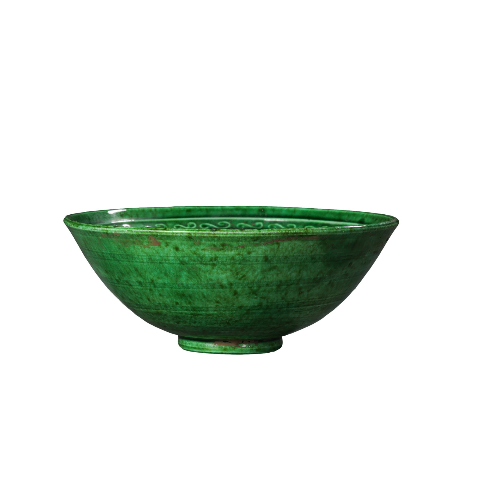 Song Dynasty Green?Glazed Carved Double?Phoenix Bowl,12?13th Century: Measurements:Mouth diameter:10 centimeters /3.94 inches,Height:4 centimeters /1.57 inches,12?13th Century productionCondition & Provenance:The bowl is fully intact with only minor age?related wear alo