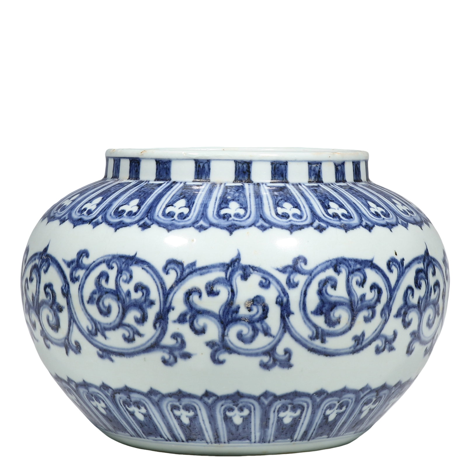 Ming Yongle Blue?and?White Jar With Interlocking Floral Scrolls: Dimensions?H.19cm (7.48 Inches),15th Century Condition & Provenance?The jar is fully intact without cracks,the rim bears minor age?related wear and scattered tiny glaze loss,underglaze blue displays t