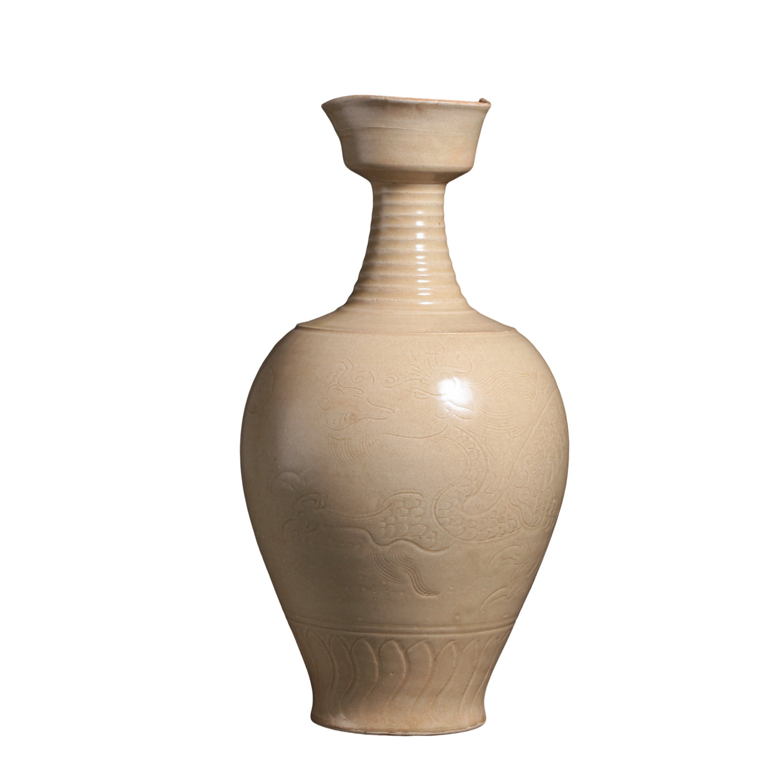 Liao?Dynasty Ding?type White?Glazed Incised Dragon Ewer, Carved â€œShang Shi Ju?? Mark: Dimensions?Height 27.5?cm , Mouth Diameter 7.5?cm period.