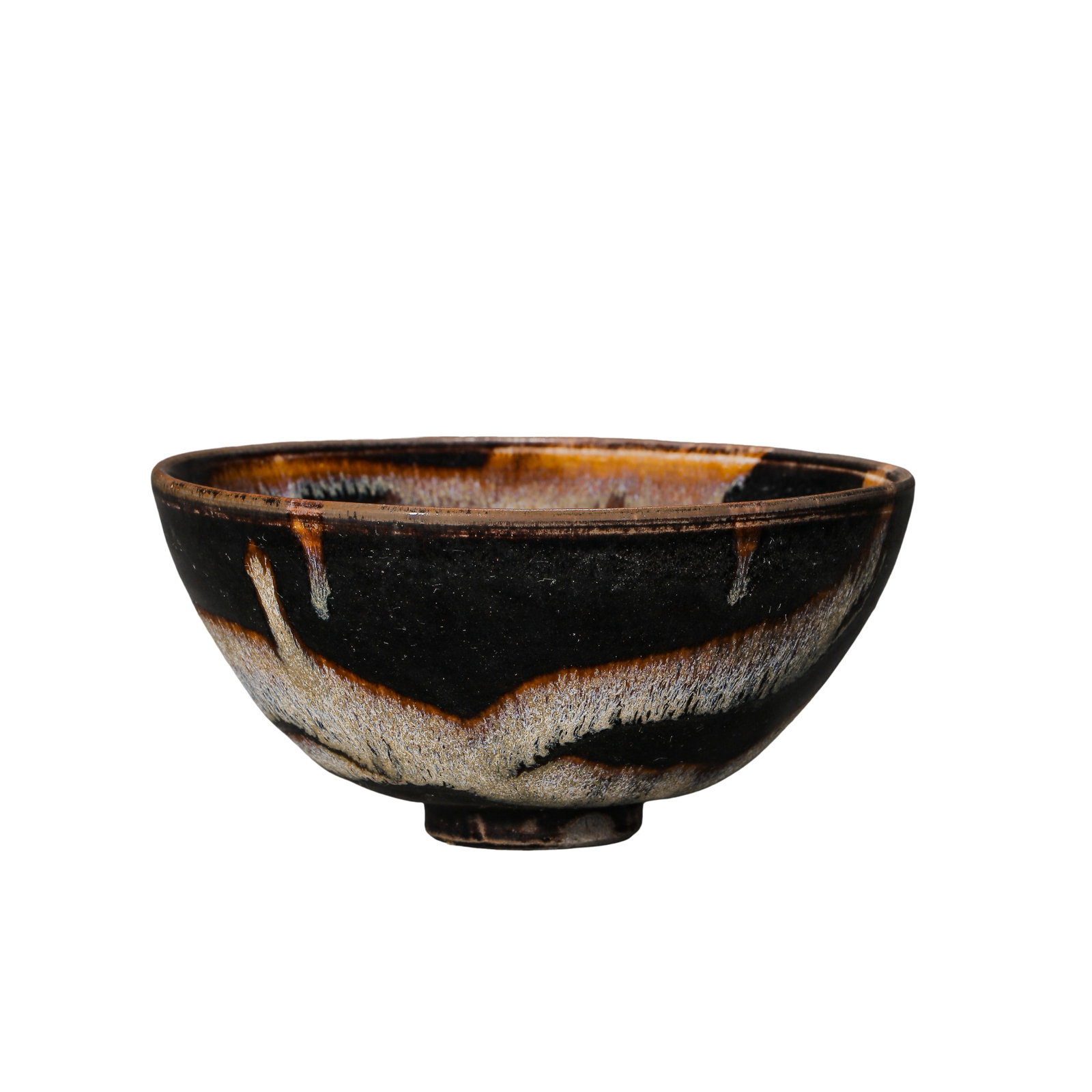 Song?era Jizhou?kiln splashed abstract?design black?glaze tea bowl: Dimensions?Height 5.3?cm (2?1/8?in), Mouth Diameter 11.3?cm (4?7/16?in); Song DynastyCondition & Provenance?Okay, so this is an all?original Jizhou tea bowl from the Song period. No big body cracks, n