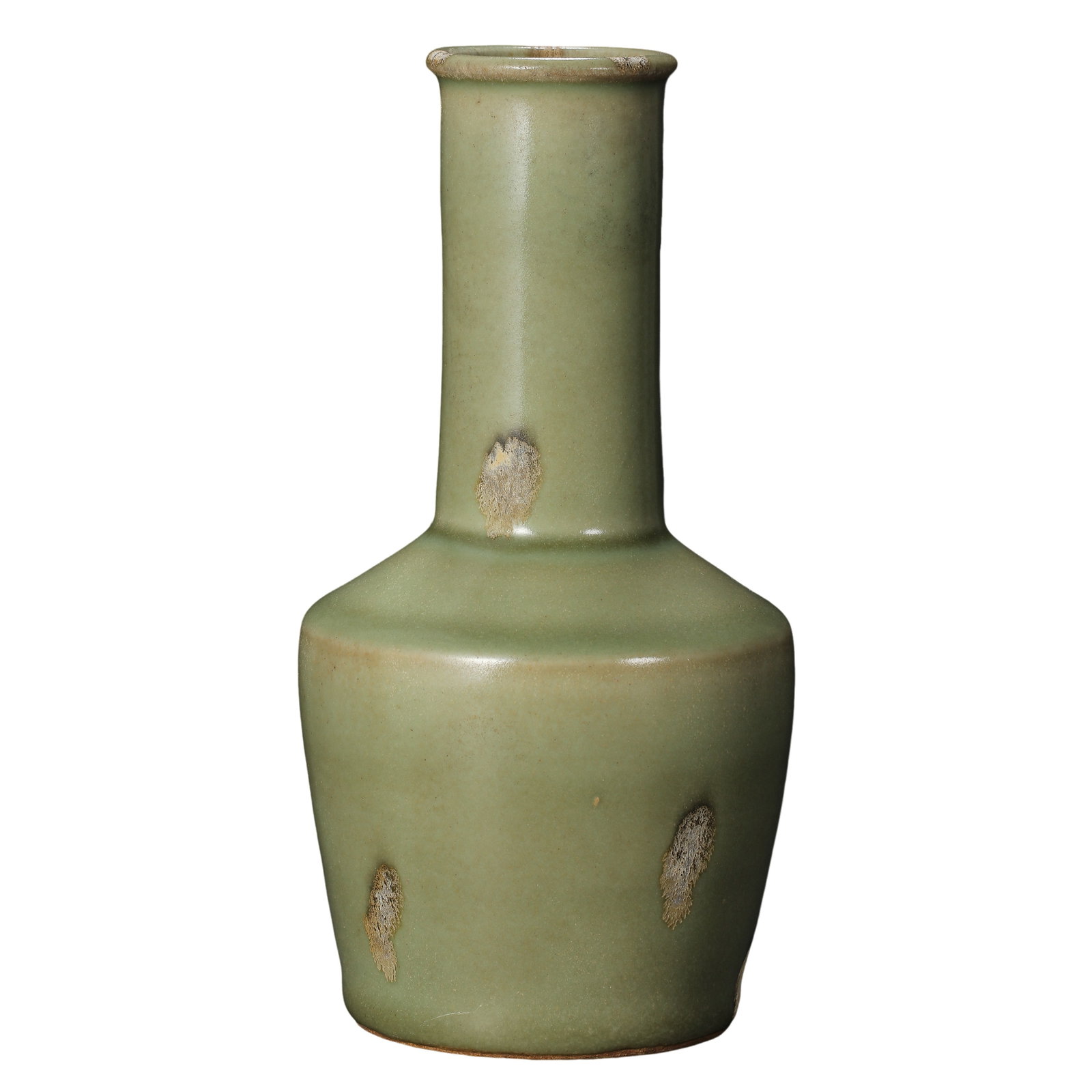 Longquan Celadon Spotted Mallet?Shaped Vase,Yuan Dynasty: Dimensions:Height 18.5cm (7?5/16in)Condition & Provenance:Alright,this authentic Yuan?period Longquan celadon mallet?shaped vase is free of penetrating cracks and major restorations.There are scattere
