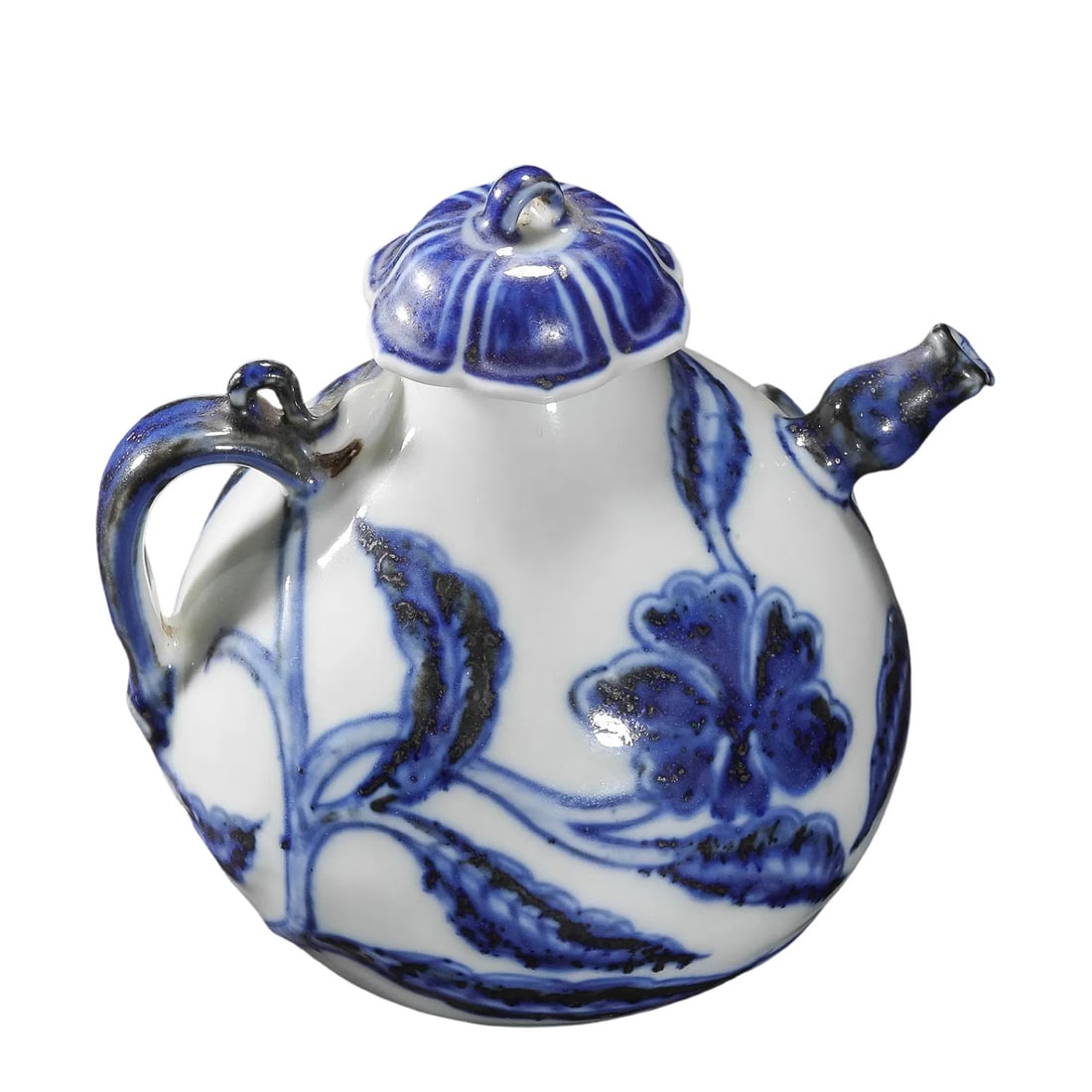 Ming Dynasty Yongle Blue?and?White Floral Pear?Shaped Ewer,15th Century,: Dimensions:Height 13.5cm(5.31in),Width 13.5cm(5.31in),15th CenturyCondition & Provenance:The ewer survives fully intact together with its original rhombus?petal lid.No penetrating cracks or major chip