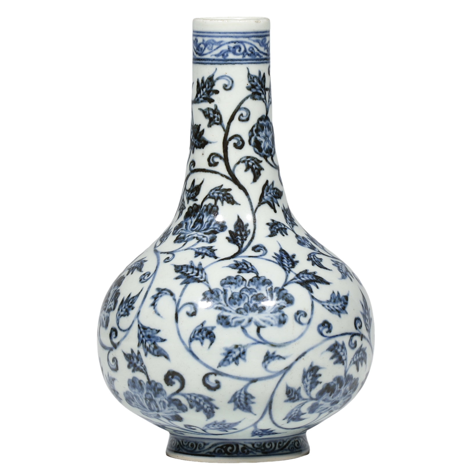 Ming Dynasty, Blue and White Long?Necked Water?Chestnut?Shaped Vase with Interlocking Peony: Dimensions?H.22.5cm Condition & Provenance?Entire vessel intact, no cracks or chips. Lustrous glaze, well?preserved cobalt decoration, natural wear on foot ring from long?term usage. Formerly private 