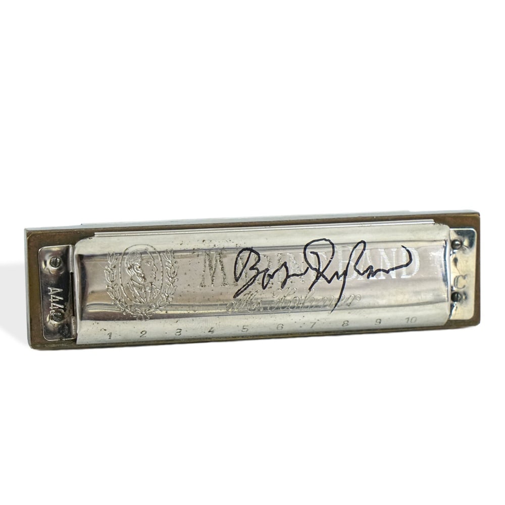 BOB DYLAN SIGNED HOHNER MARINE BAND 1896 HARMONICA: 4 x 1 in (10.1 x 2.5 cm) Provenance and Authentication: According to the accompanying documentation provided by the consignor, the signatures have been examined with reference to multiple factors,