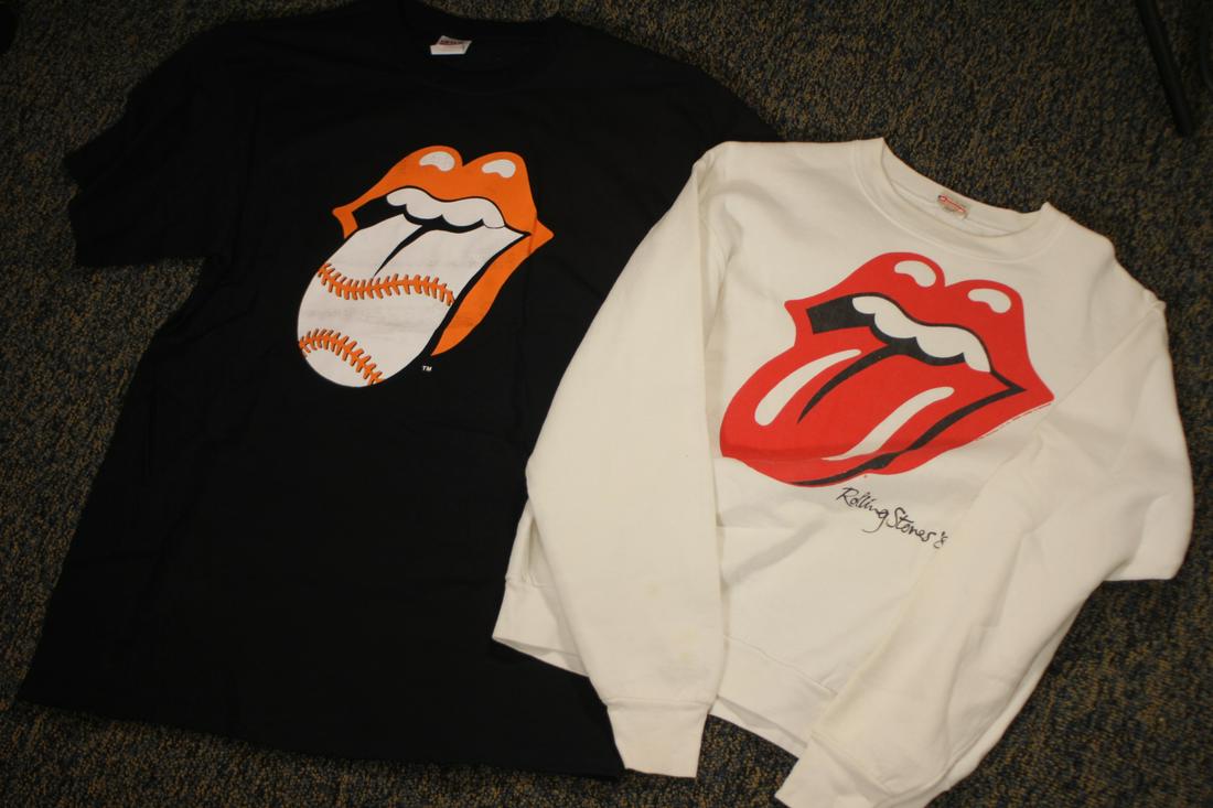 1 Rolling Stone T-Shirt, 1 Crew Neck Sweatshirt (1 of 5)