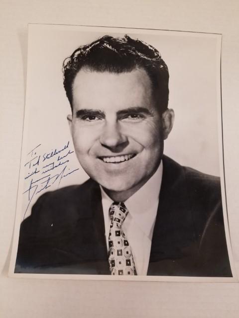 Autographed Richard Nixon Photo (1 of 4)