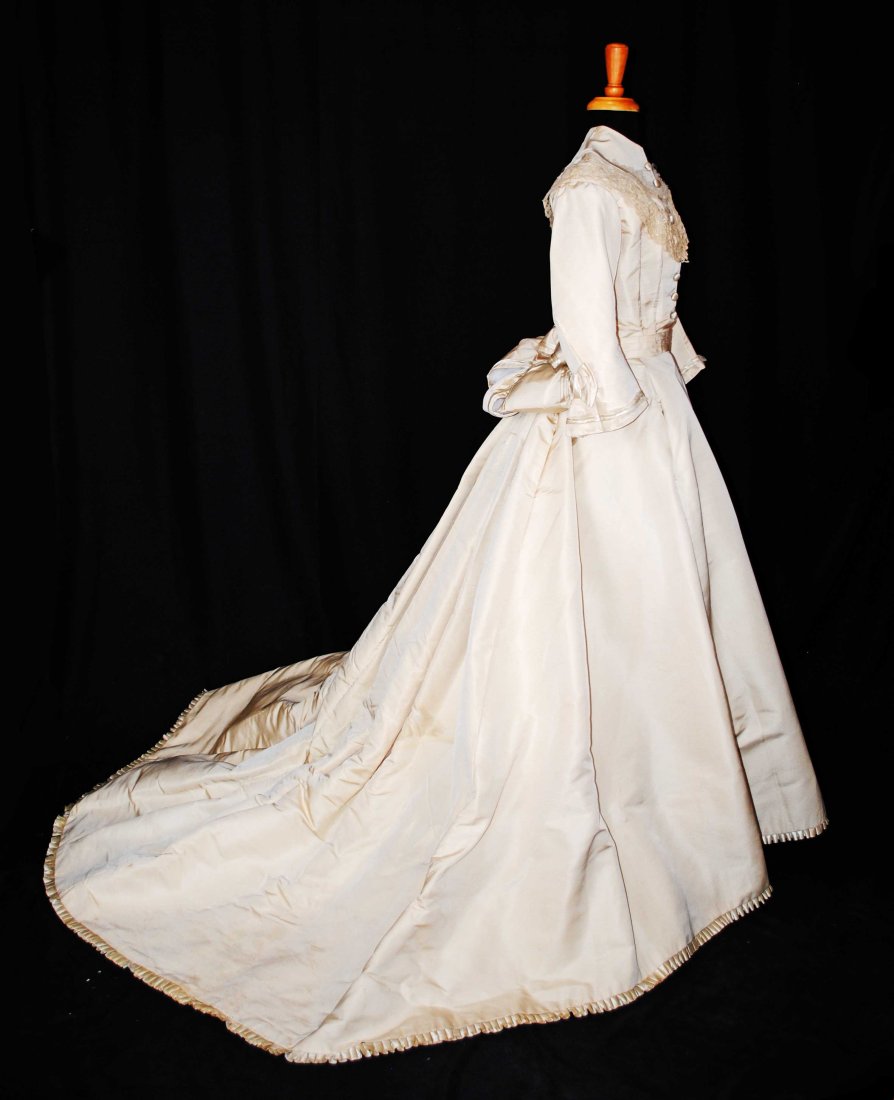 VICTORIAN TWO PIECE BUSTLE WEDDING GOWN, TRAINED, 1850 INTO 1860 (1 of 14)