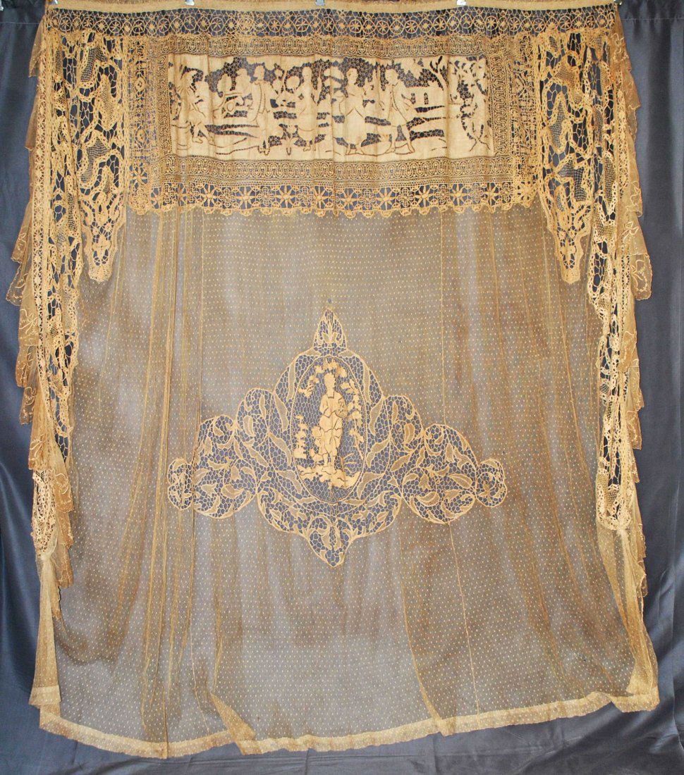 ANTIQUE FRENCH LINEN AND LACE FIGURAL DRAPERY PANEL (1 of 18)