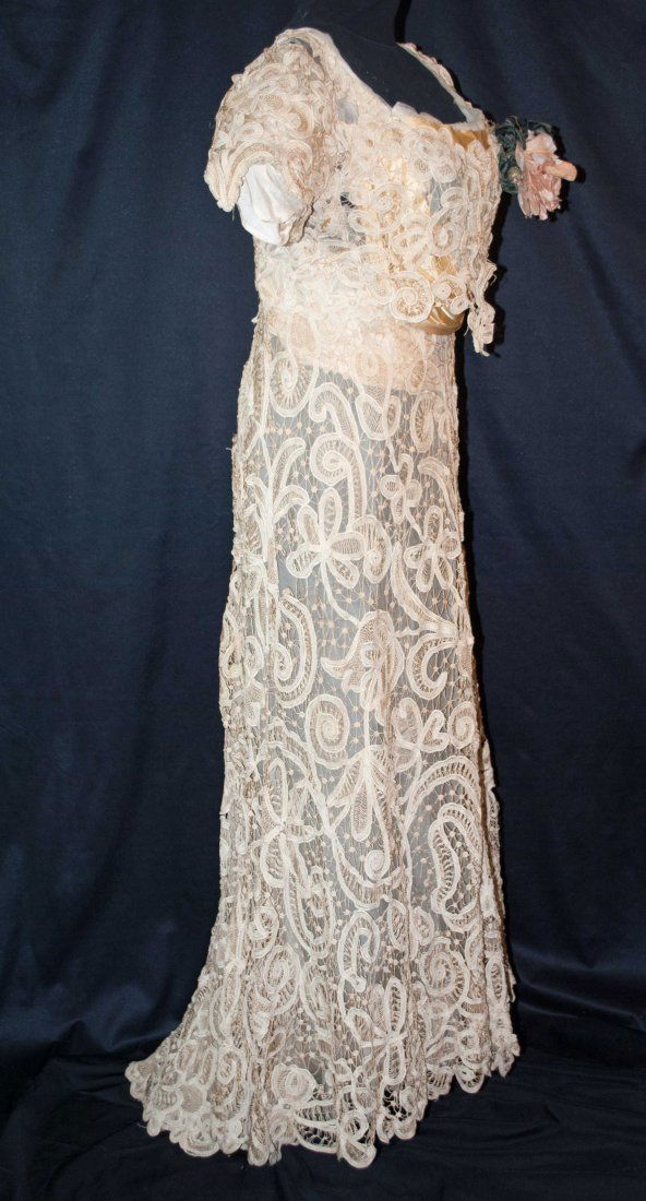 EDWARDIAN BATTENBURG LACE FULL LENGTH TRAINED GOWN C1905 to 1910 (1 of 20)