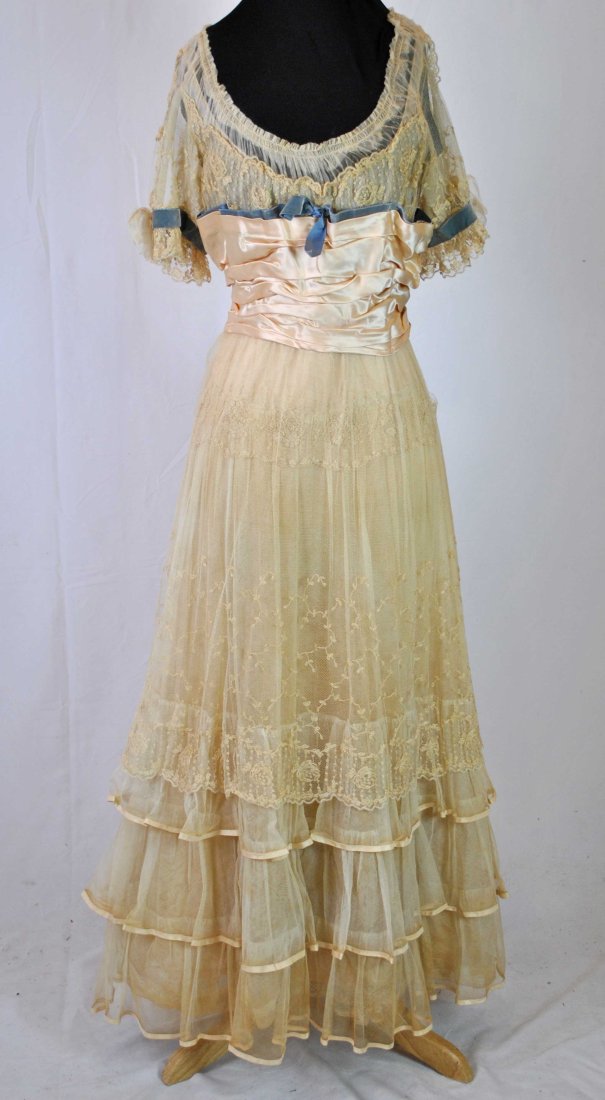 EDWARDIAN SCHIFFLI EMBROIDERED TEA DRESS, c. 1908 (1 of 13)