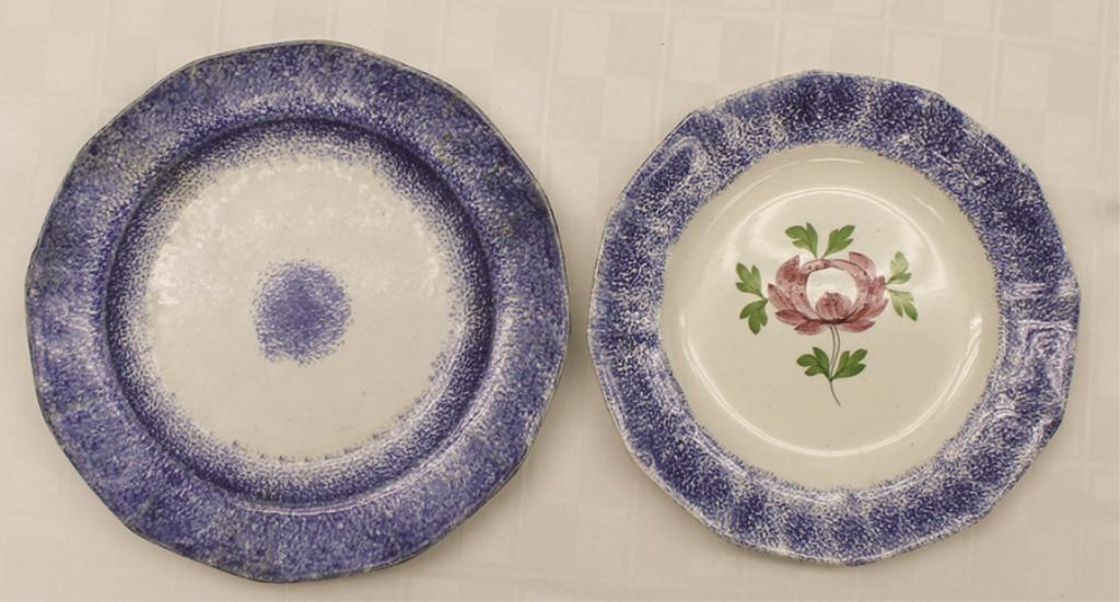 Two Piece Sponge/spatterware Plates Larger: 9.125" Dia. (1 of 1)