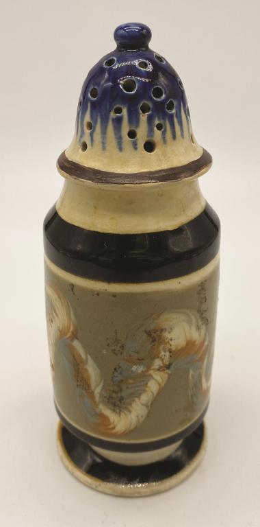 Mochaware Earthworm Pepper Pot 4.75" H Condition: Good (1 of 1)