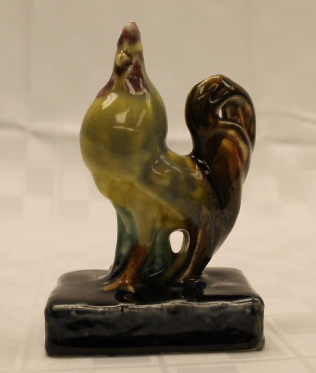 Rockwood Pottery Rooster 5" H Condition: Good: Condition: Good