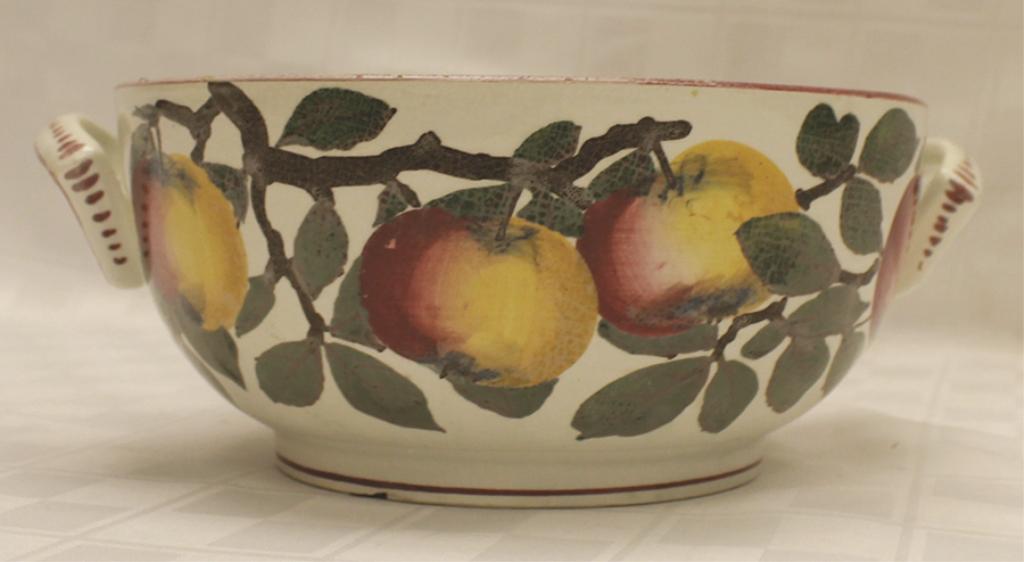 Wemyss Ware Painted Bowl 9" W x 3.5" D Condition: Minor (1 of 1)