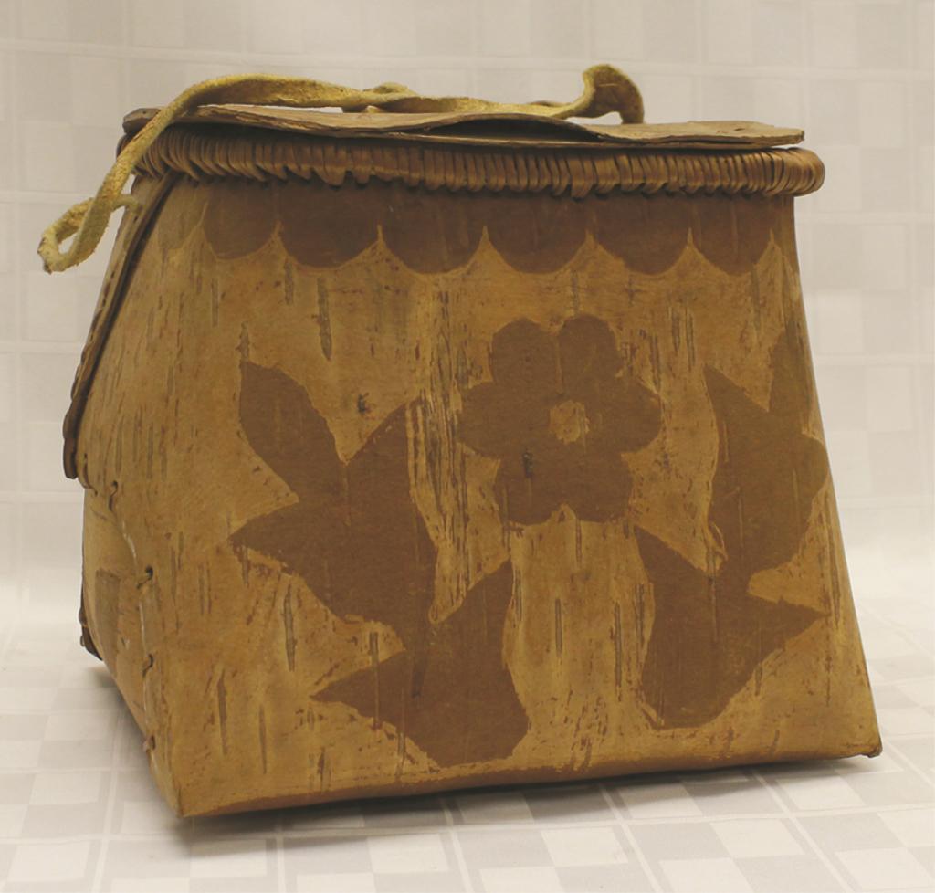 Micmac Indian Birch Bark Salmon Creel with Carved and (1 of 1)