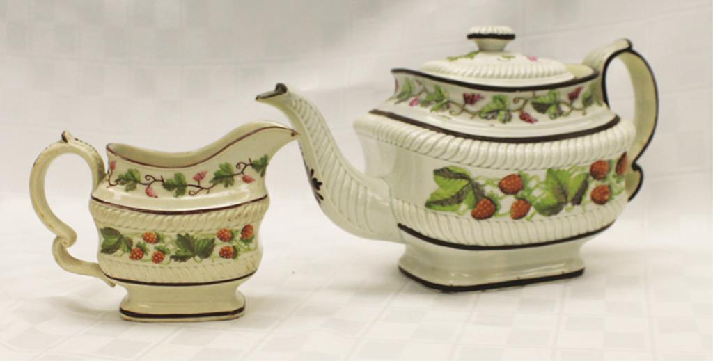 Teapot 6" H x 11" L and Creamer 4.5" H x 6" L: Condition: Good