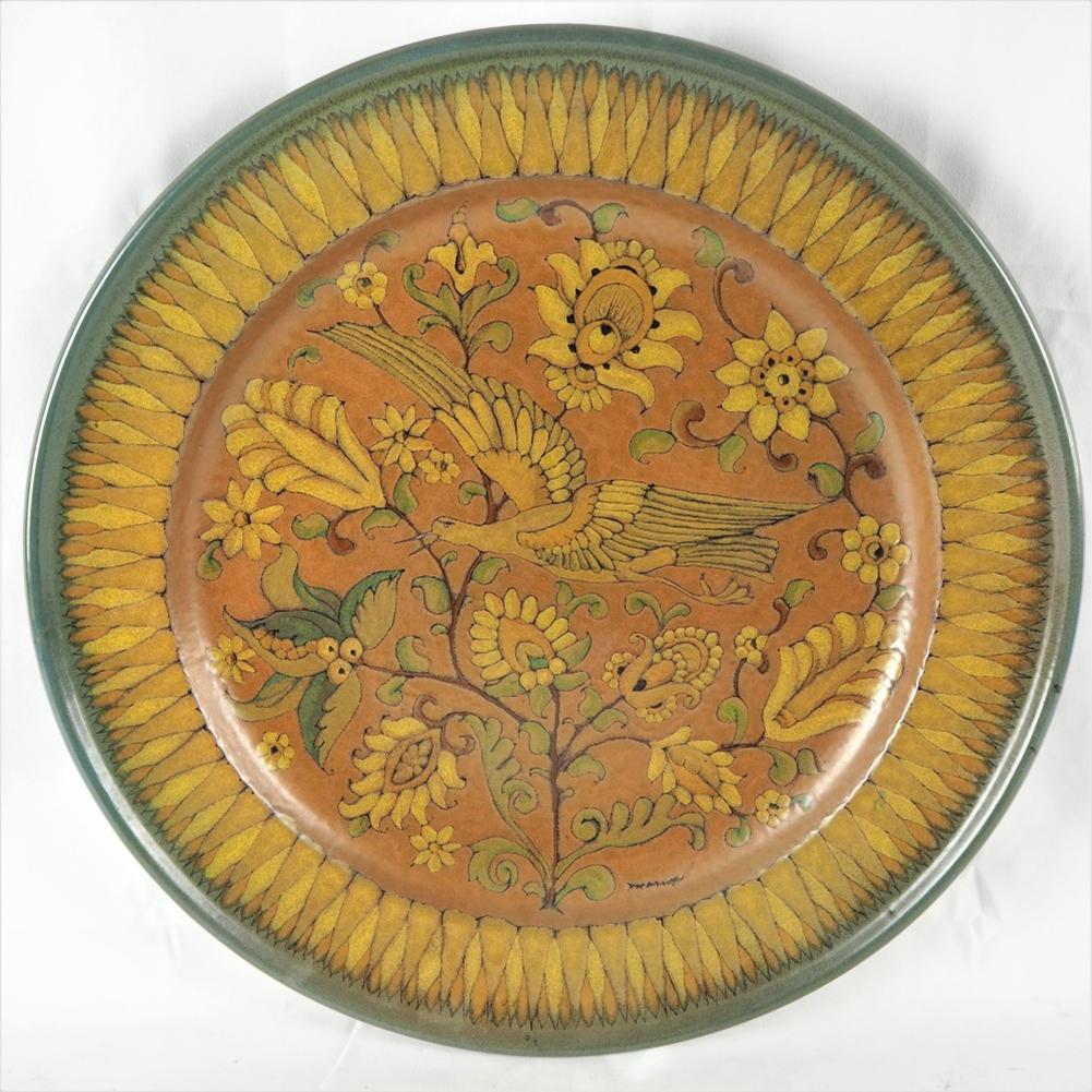 Large wall plate, signed "Franchi Assisi" (1 of 4)