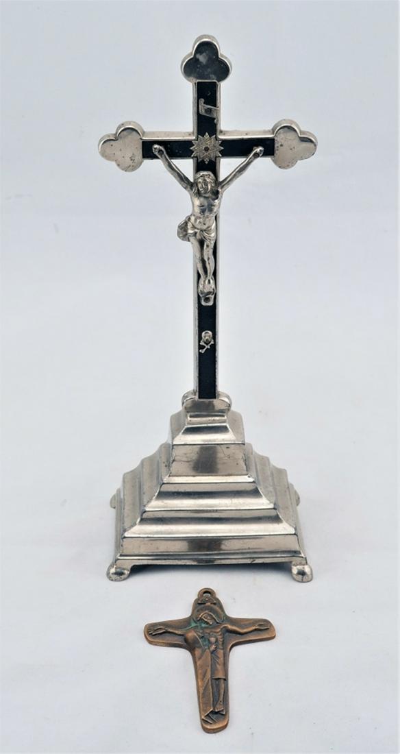 Set of crucifixes, 2 pieces (1 of 4)