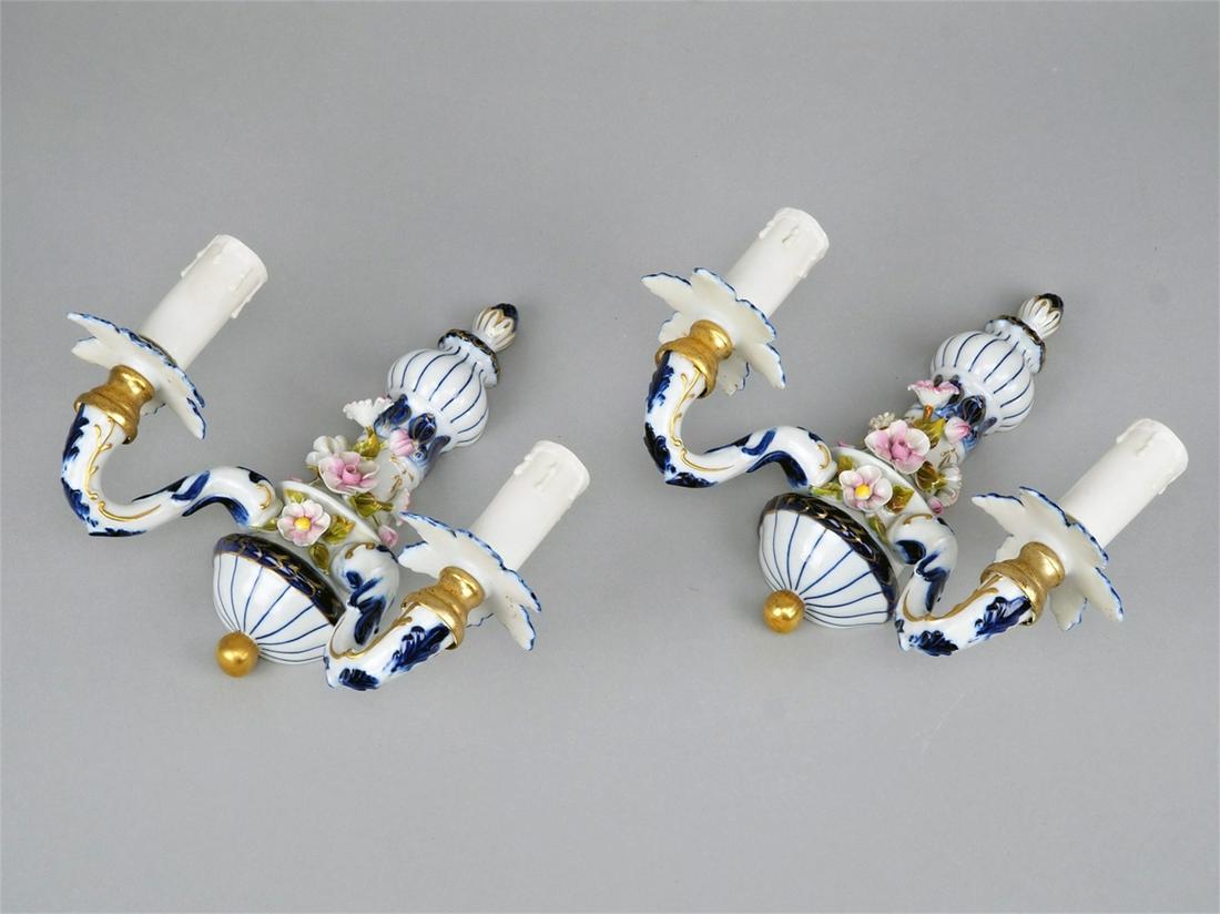 Pair of porcelain wall appliques (1 of 4)