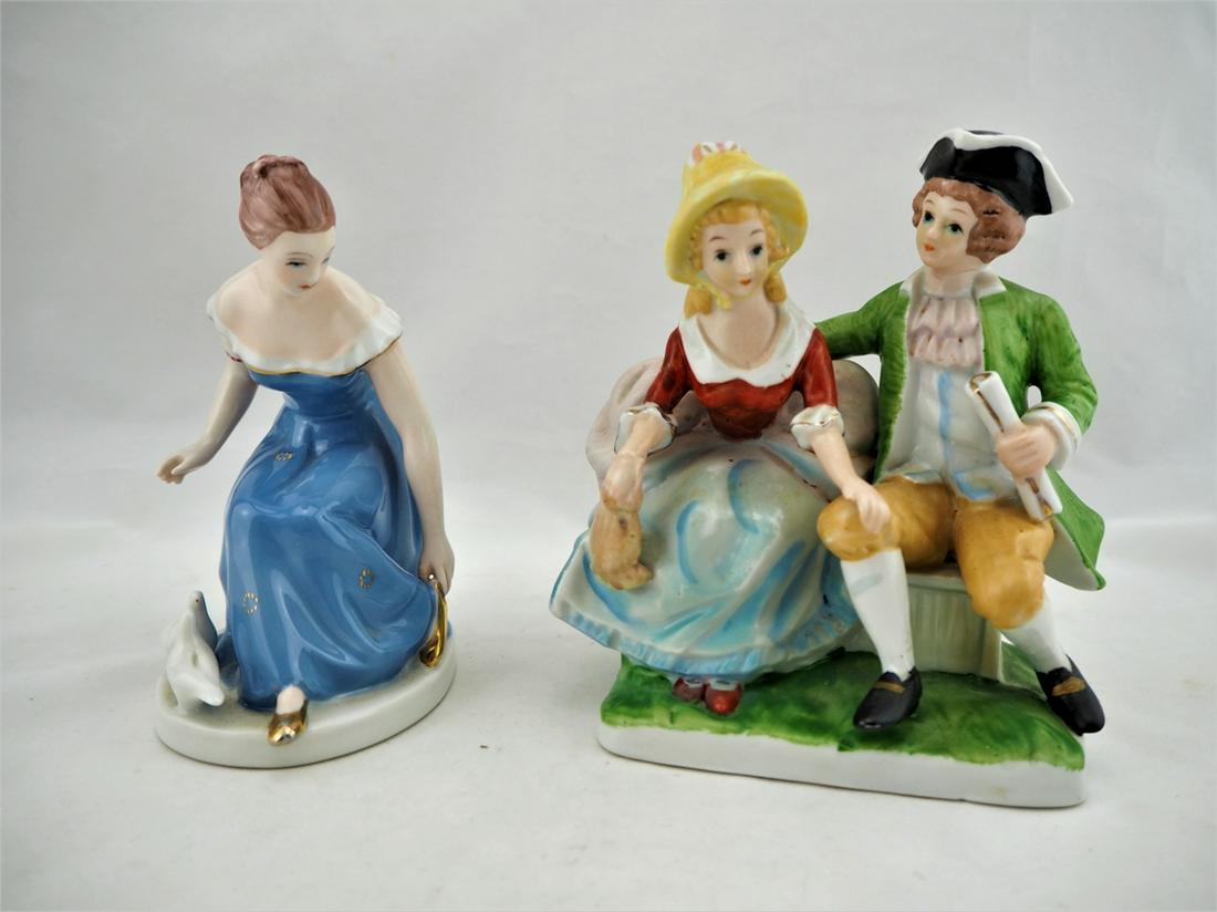 Two porcelain figurines (1 of 2)