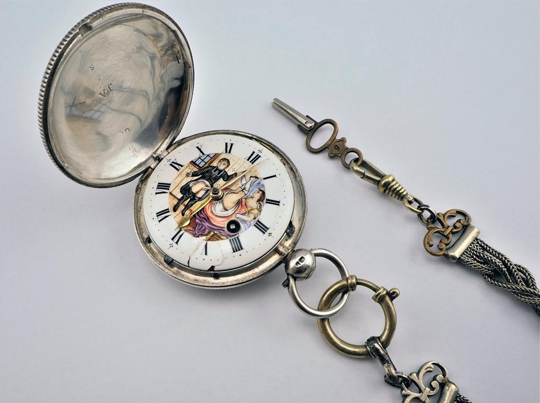 Erotic spindle pocket watch around 1800 with matching: Erotic spindle pocket watch around 1800 with matching chainVery massive case, probably silver, several hallmarks in the lid. Inside, spindle movement with scroll and chain as well as elaborately chase