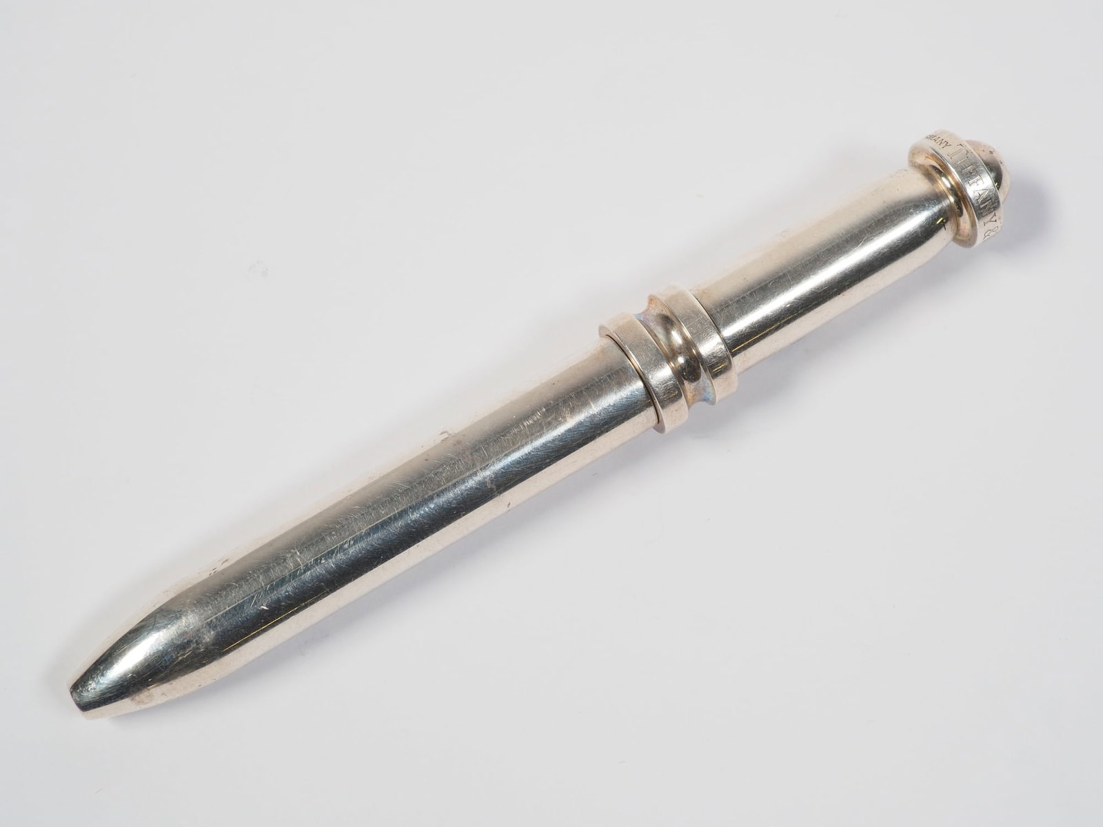 Vintage Tiffany & Co. Paloma Picasso sterling silver ballpoint pen: Vintage Tiffany & Co. Paloma Picasso sterling silver ballpoint penL. 10cm. With signs of age and wear.Vintage Tiffany & Co. Paloma Picasso Sterling Silber KugelschreiberL. 10cm. Mit Alters- und Gebrau