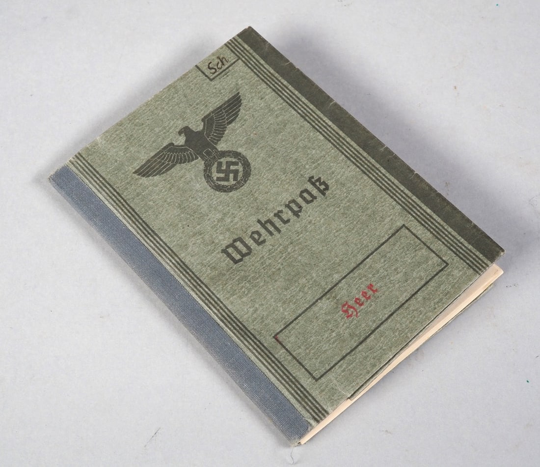 Wehrpass Dr.med. Schrader Bielefeld WW1 participation Serbia and Battle of Verdun.: Wehrpass Dr.med. Schrader Bielefeld WW1 participation Serbia and Battle of Verdun. Staff doctor since 1915. 1938 Staff doctor at disposal. Decorations: Military service medal 1910, EK 2nd class 1915.