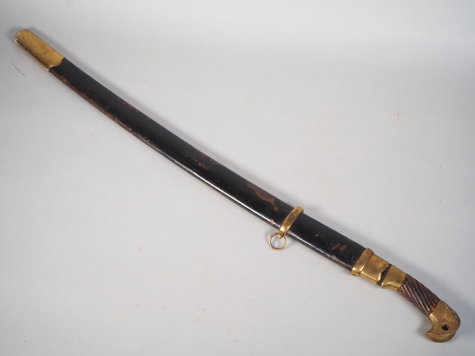 Russian shashka M 1927, Soviet Union, dated 1936: Russian shashka M 1927, Soviet Union, dated 1936Shashka model 1927 of the Red Army. Sabre blade with fullers on both sides, somewhat pitted at the point. Ricasso with Cyrillic acceptance and maker's s