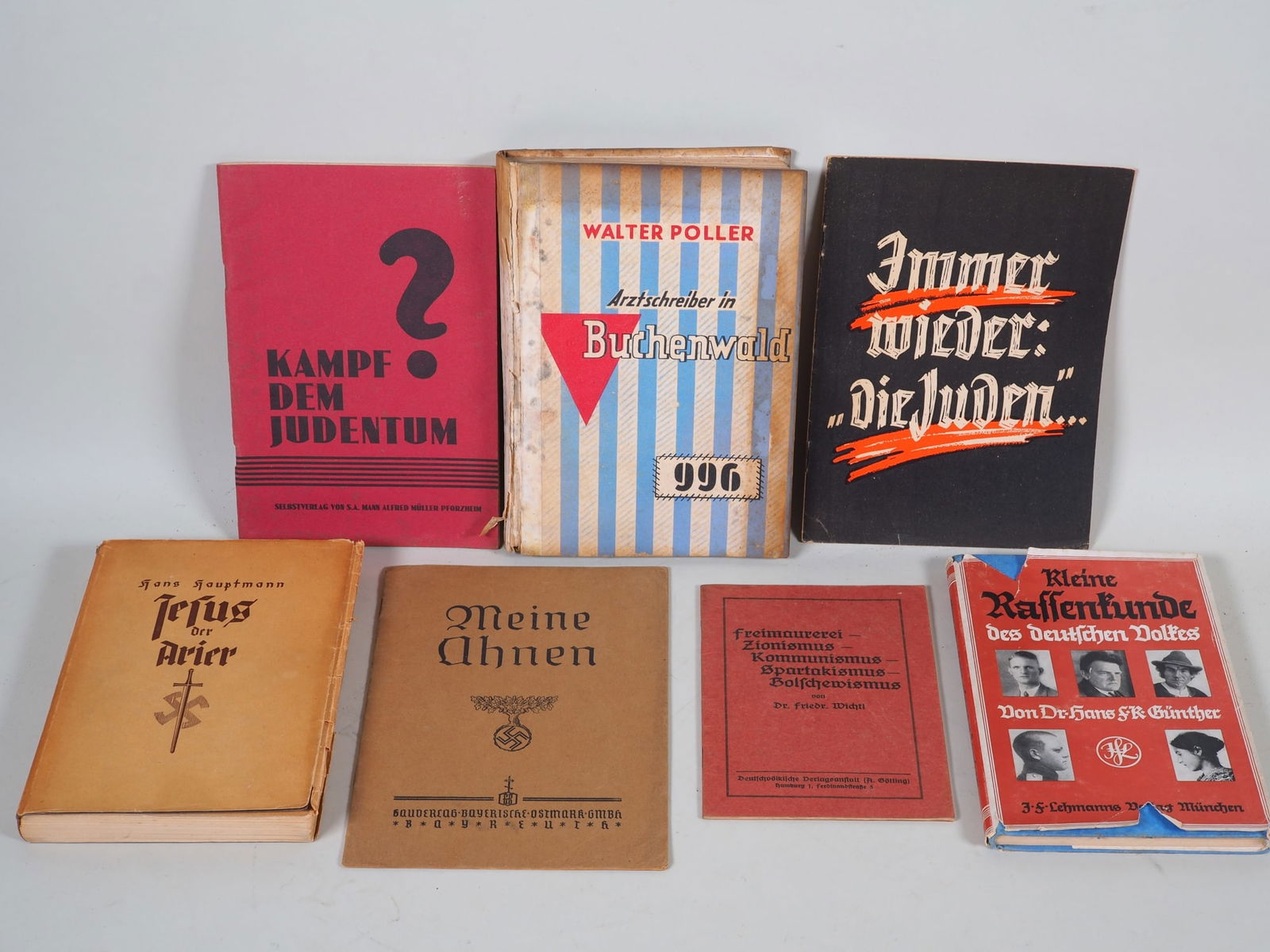 Third Reich: Collection of literature on race, 7 items.: Third Reich: Collection of literature on race, 7 items. 1.) Kampf dem Judentum ? (Fight Against Judaism?) Self-published by SA member Alfred Müller, Pforzheim, 1933. 2.) Freimaurerei, Zionismus, Komm