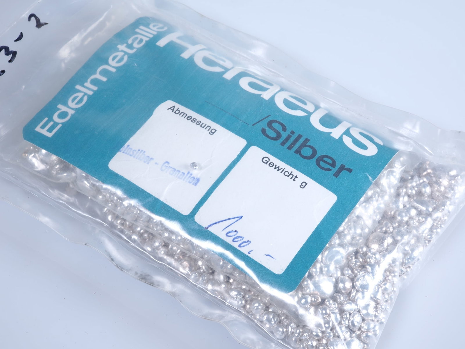 1000g Heraeus industrial fine silver granules, packaged / heat-sealed (1 of 2)