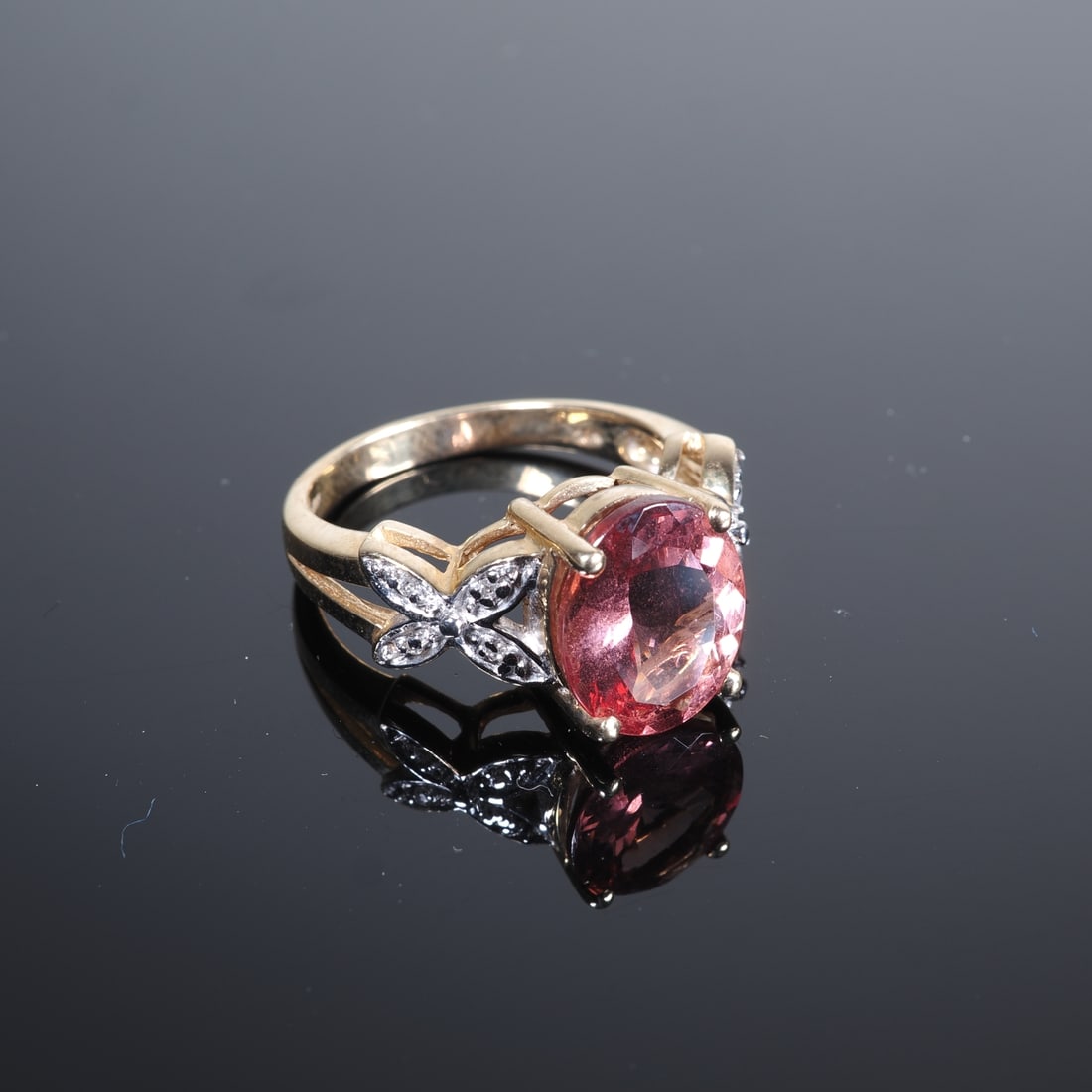 AAA Red Apatite / Diamond - Molloy Ladies’ Ring, 10K Gold (1 of 1)