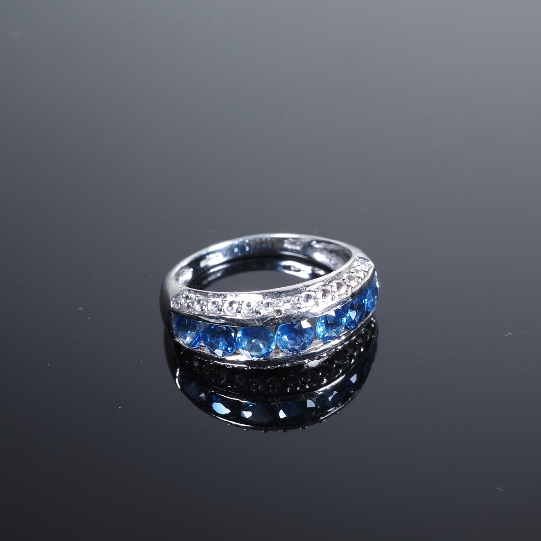 Laos Sapphire Gold Ring (1 of 1)