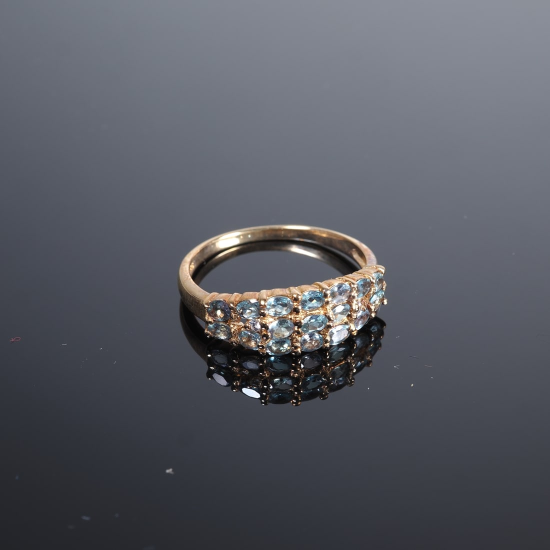 Alexandrite gold ring (1 of 1)