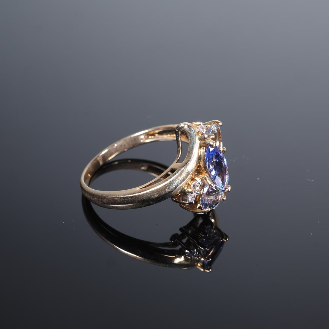 Exceptional tanzanite gold ring - 2